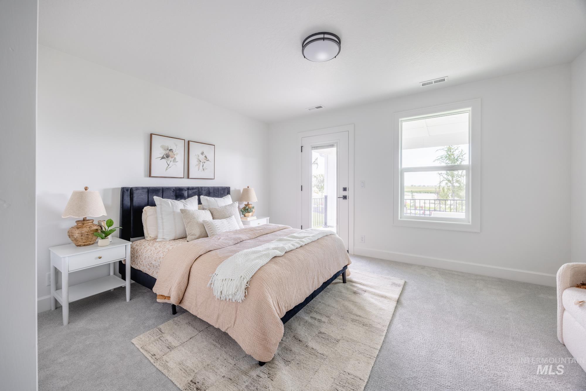 7745 N W Rockhaven Dr