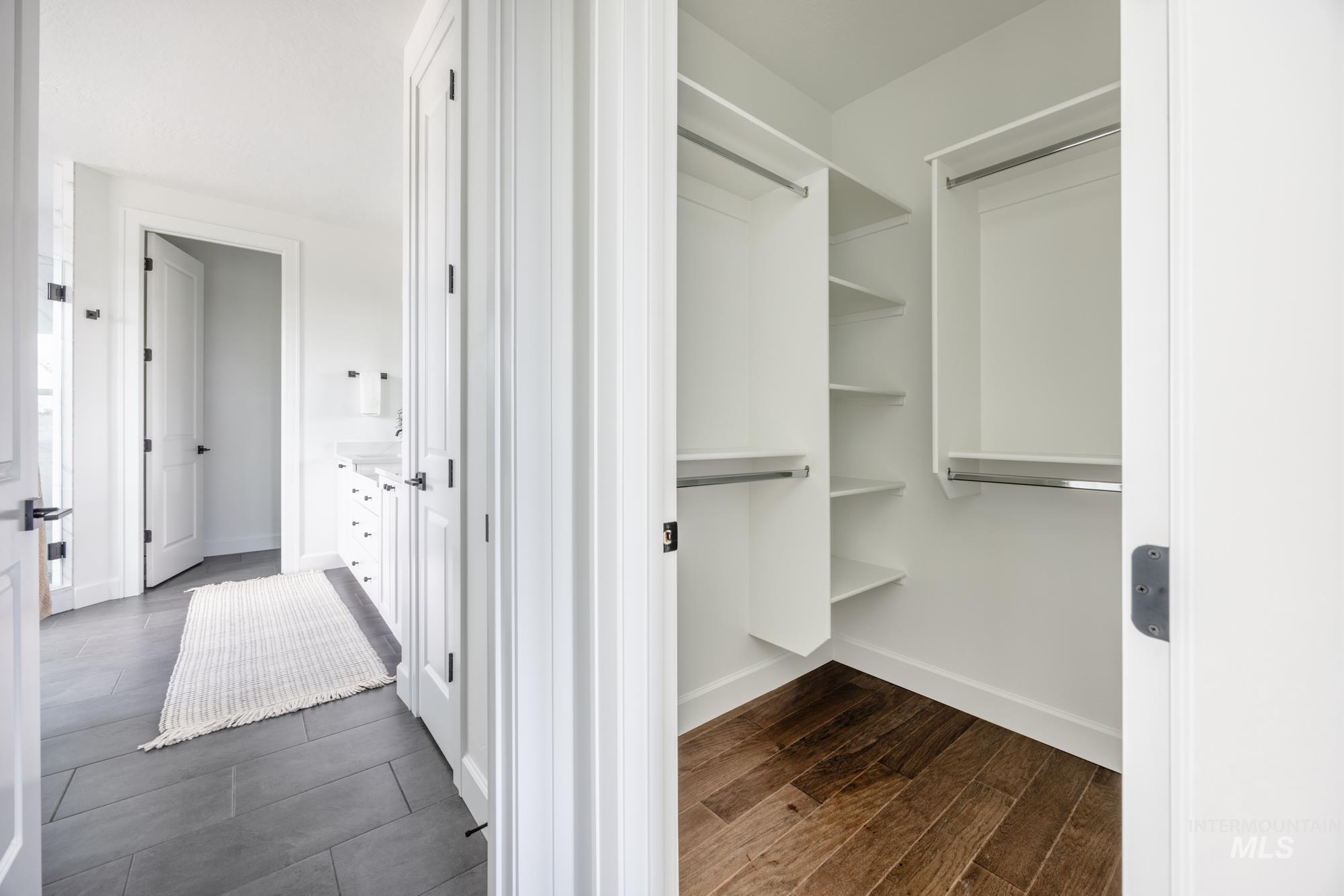 7745 N W Rockhaven Dr