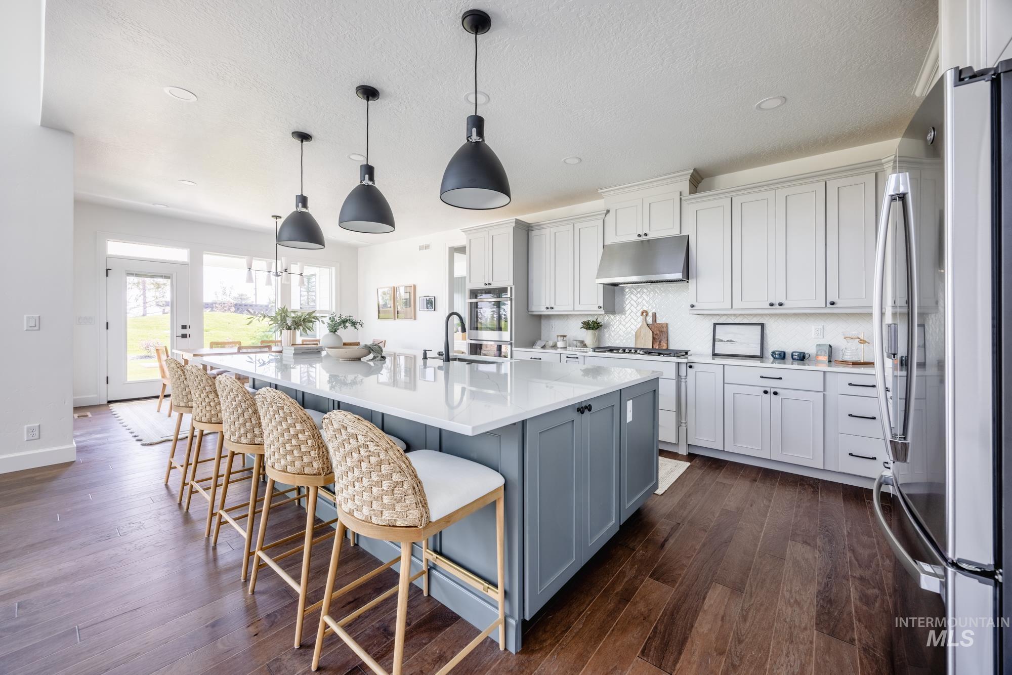 7745 N W Rockhaven Dr