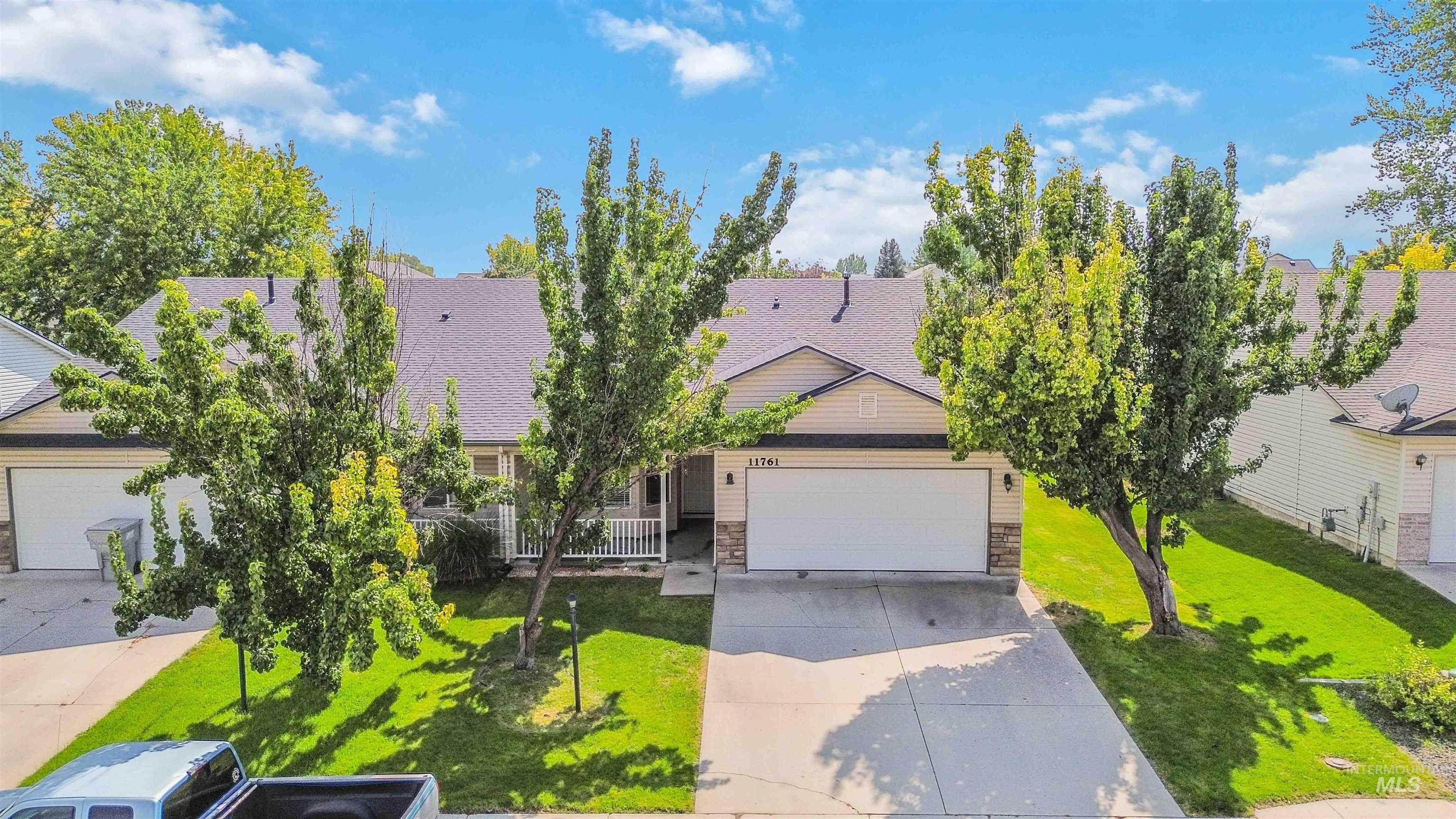 11761 W Blueberry Ave.