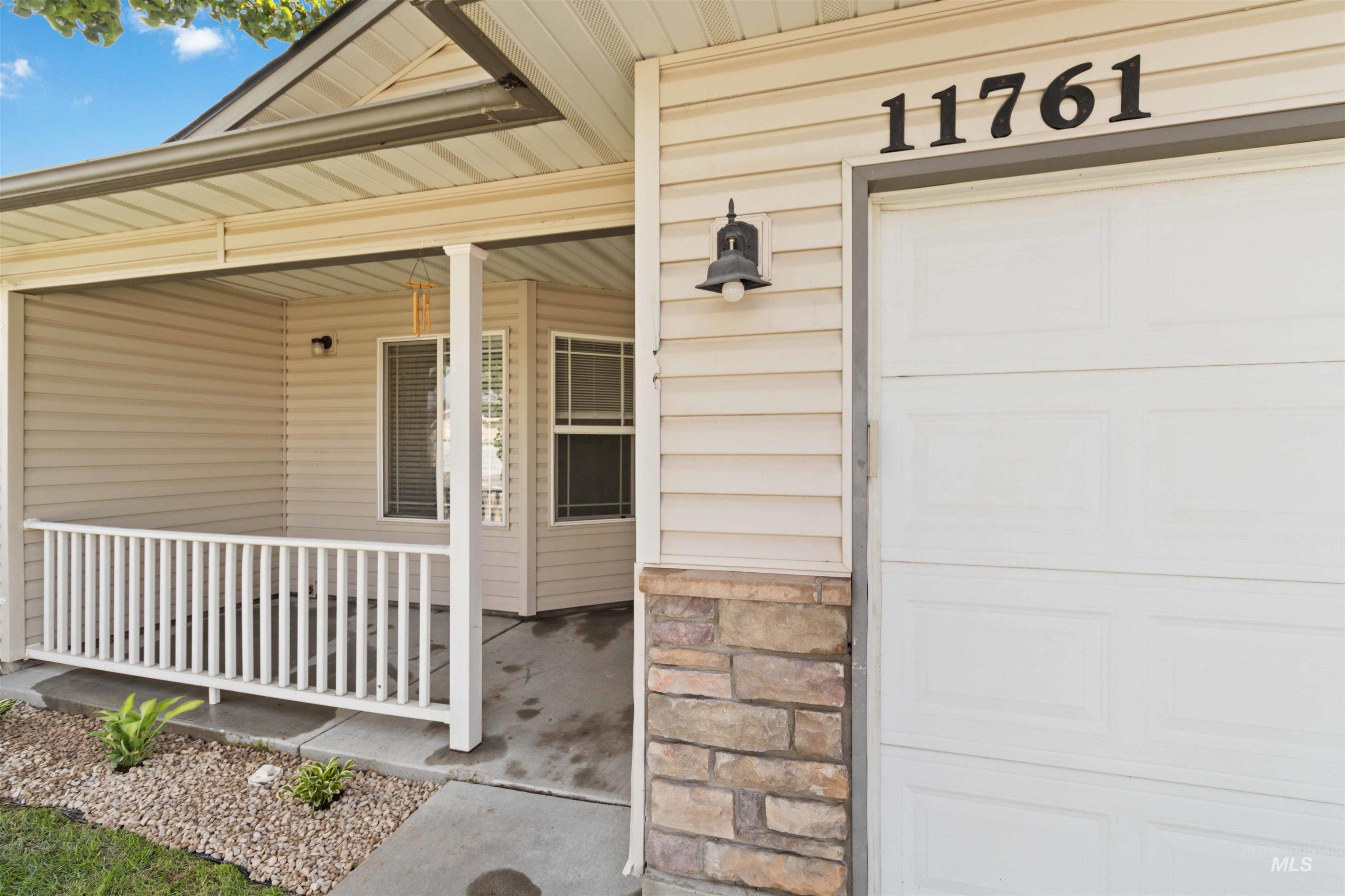 11761 W Blueberry Ave.