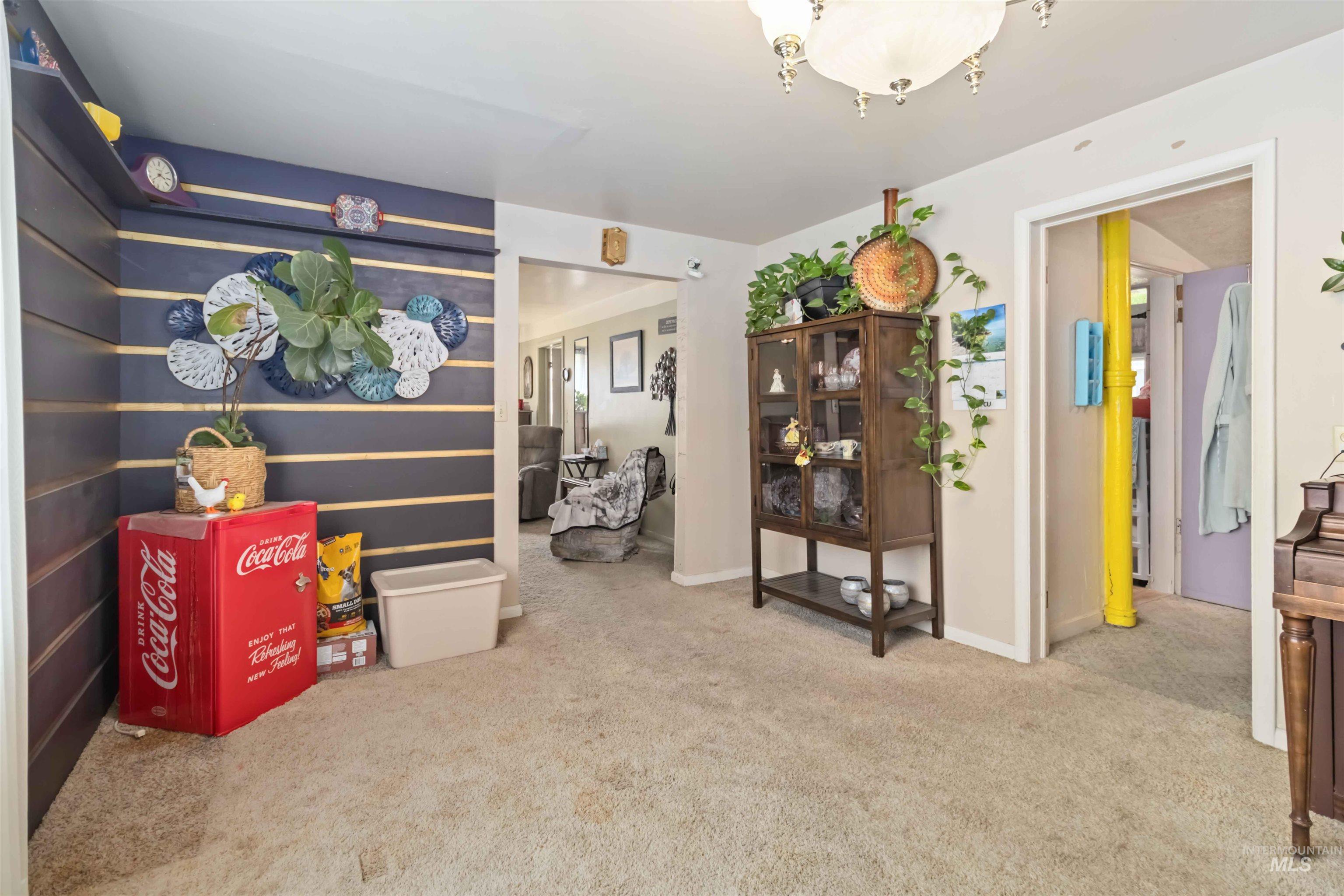 428 W Montana Ave