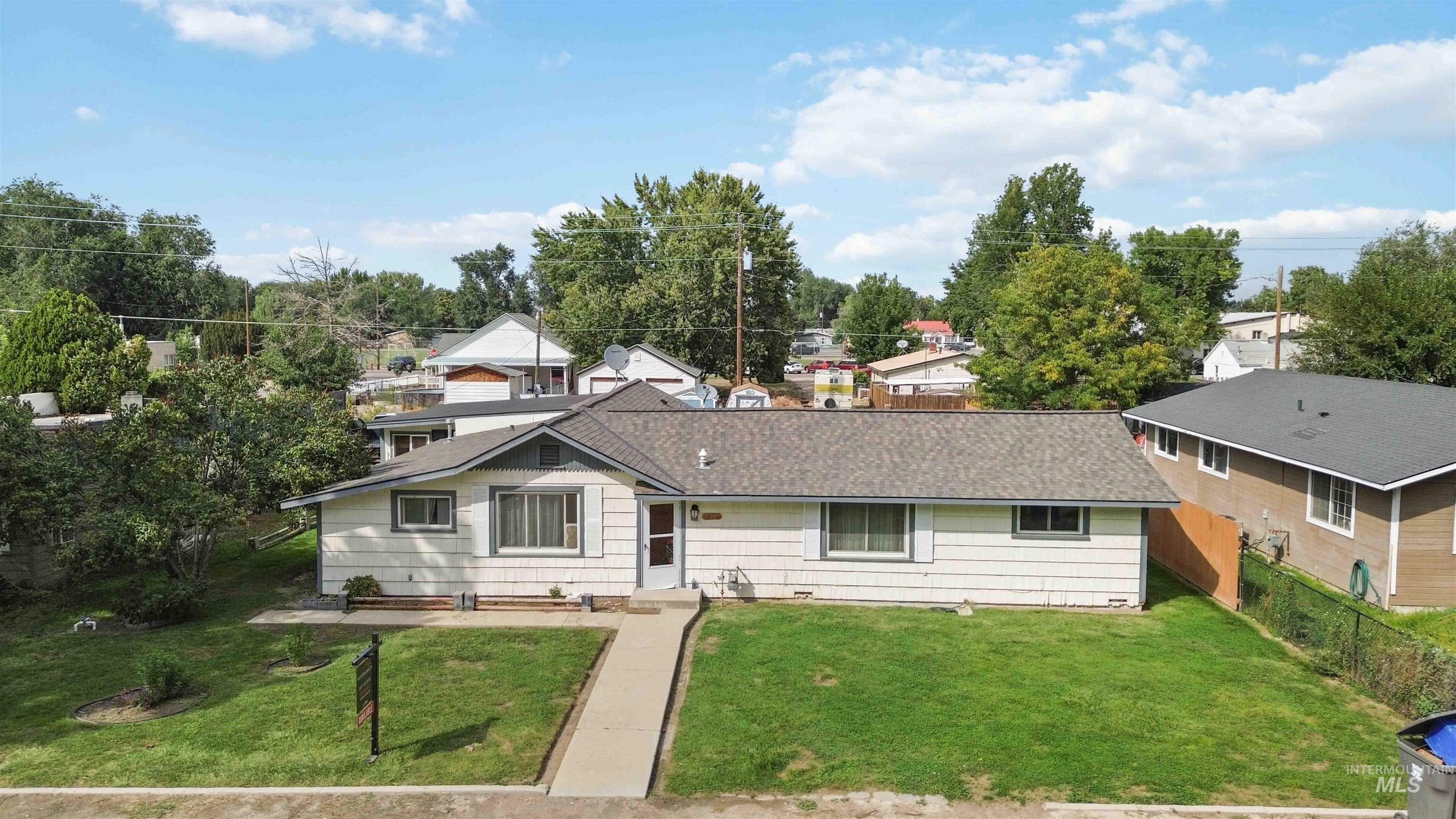 428 W Montana Ave