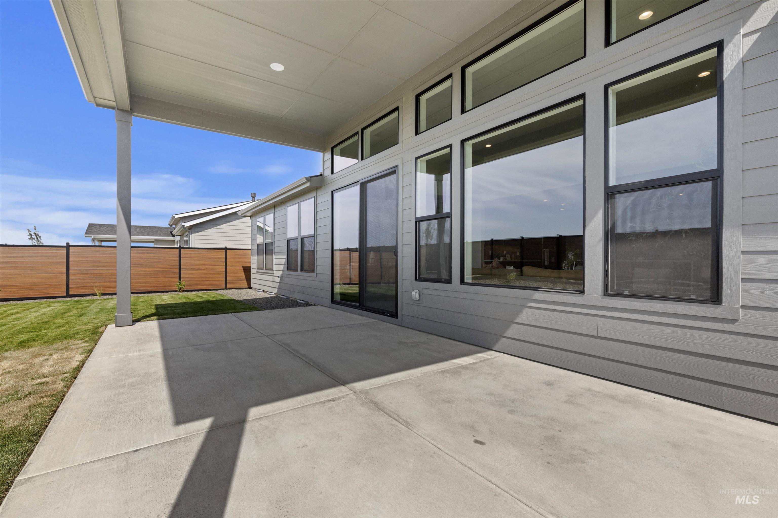 8691 W Inspirado Street