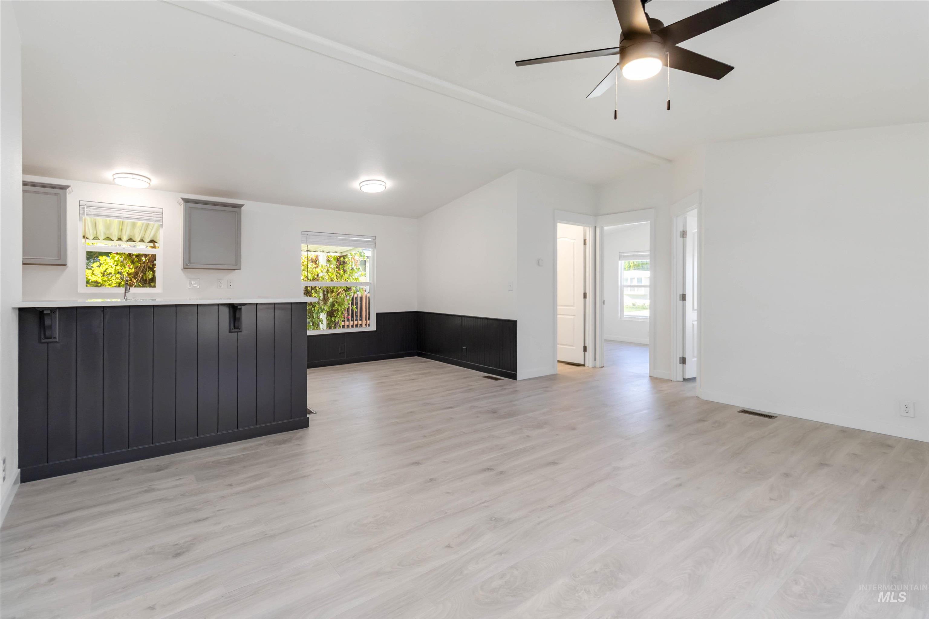 137 Rainbow Dr
