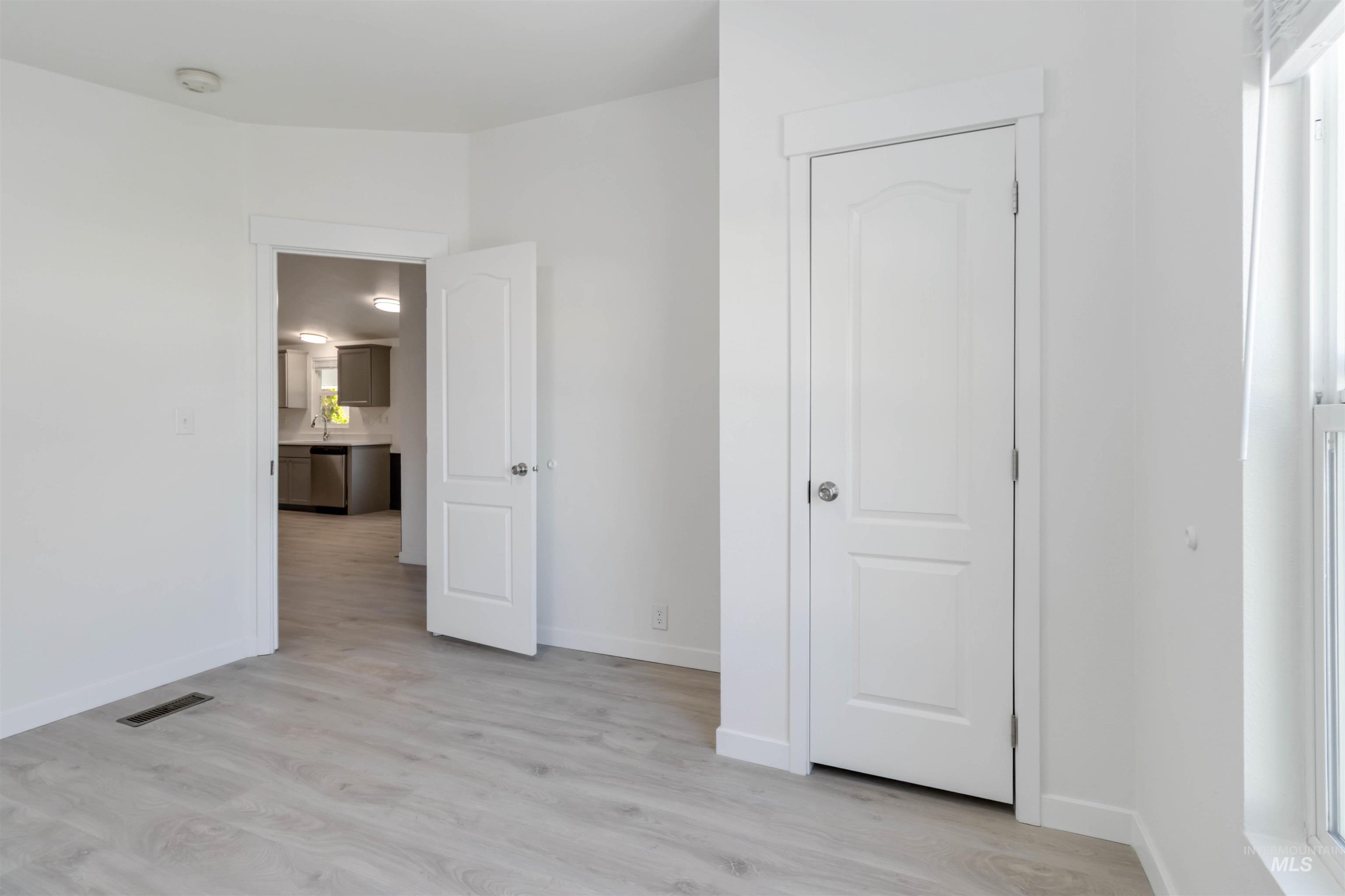 137 Rainbow Dr