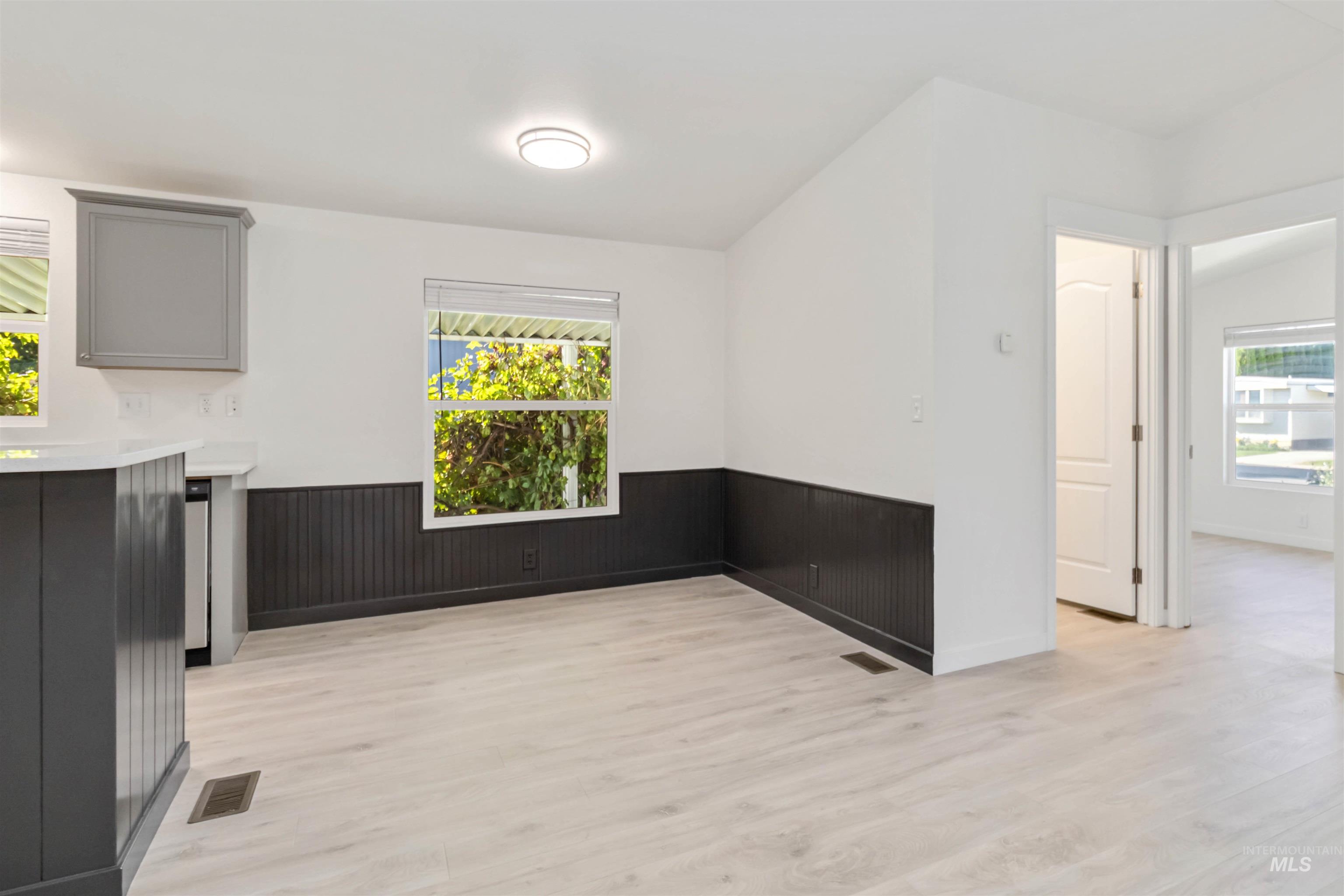 137 Rainbow Dr