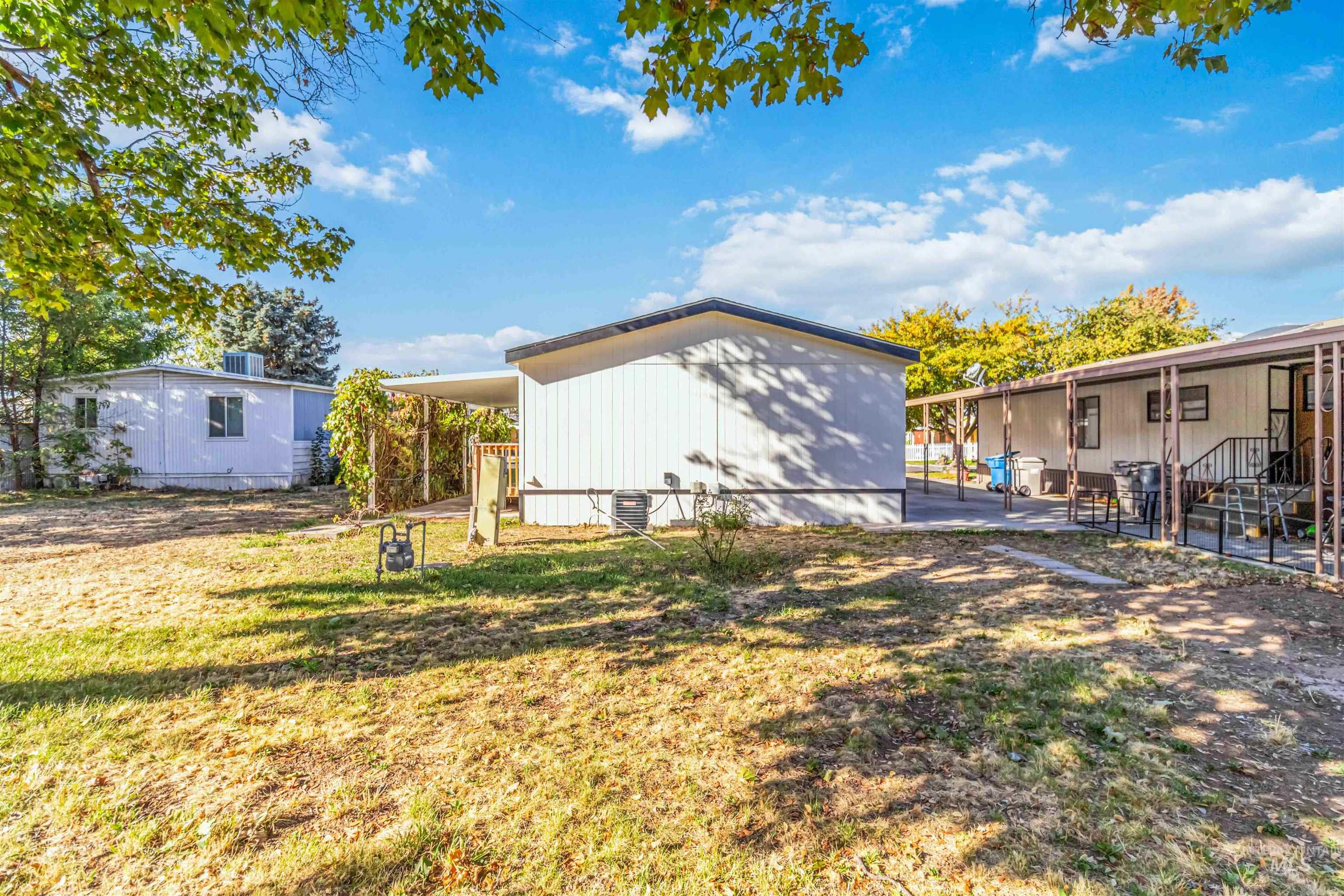 137 Rainbow Dr