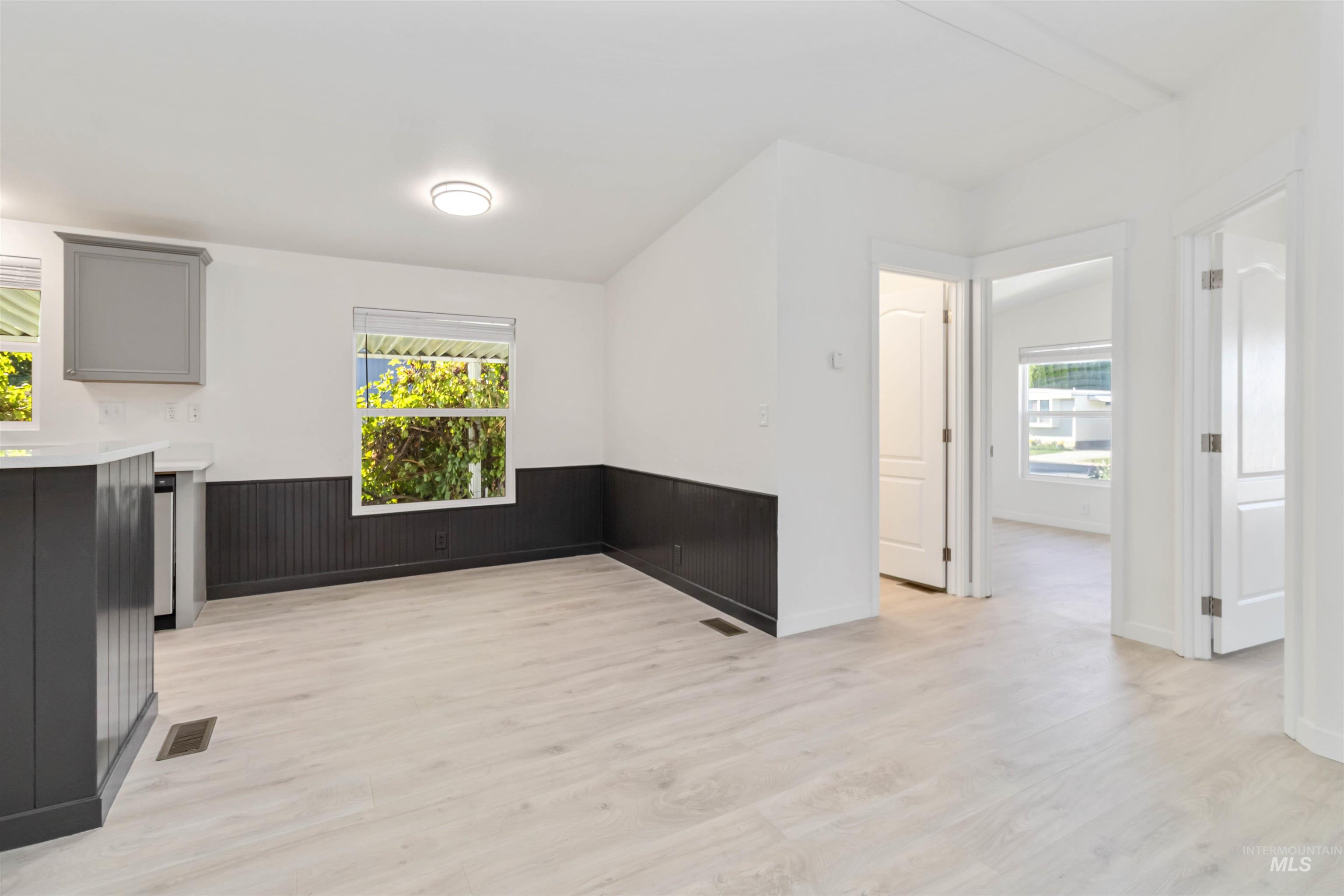 137 Rainbow Dr