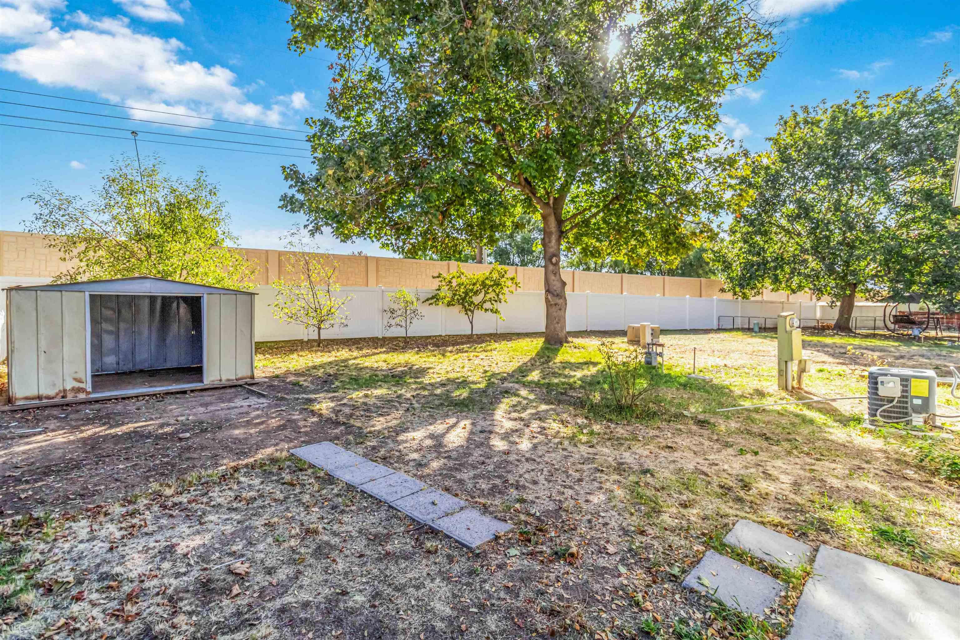 137 Rainbow Dr
