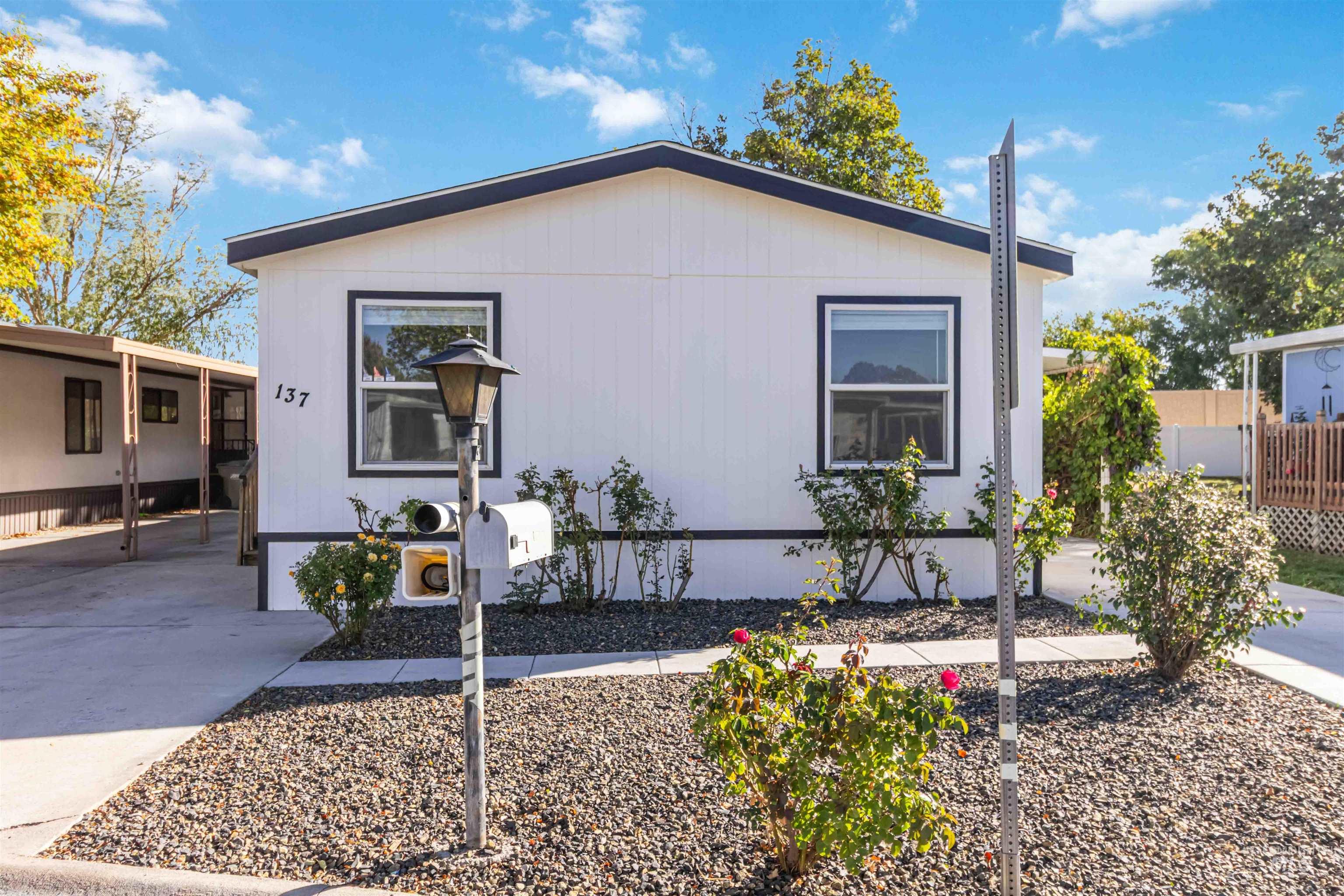 137 Rainbow Dr