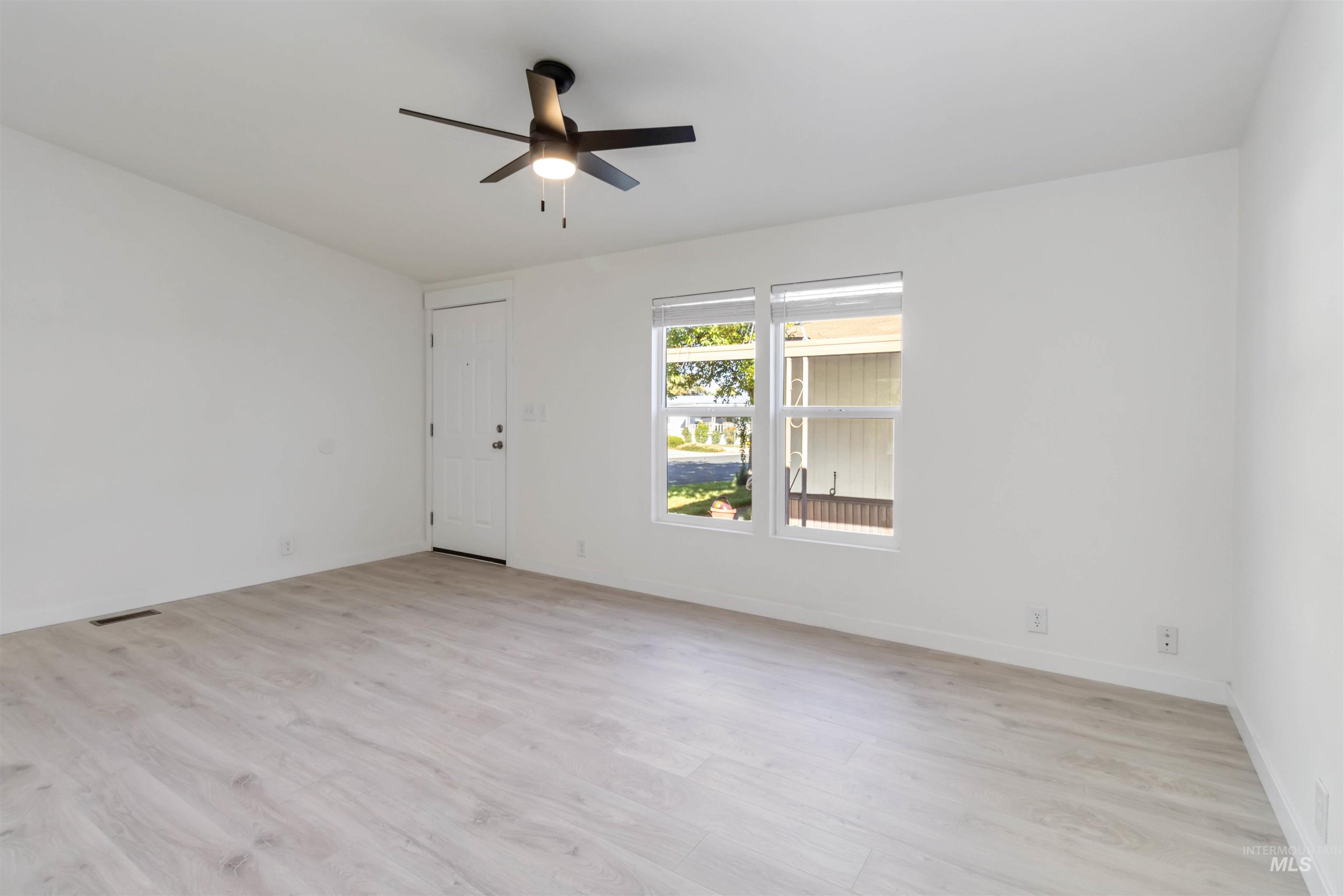 137 Rainbow Dr