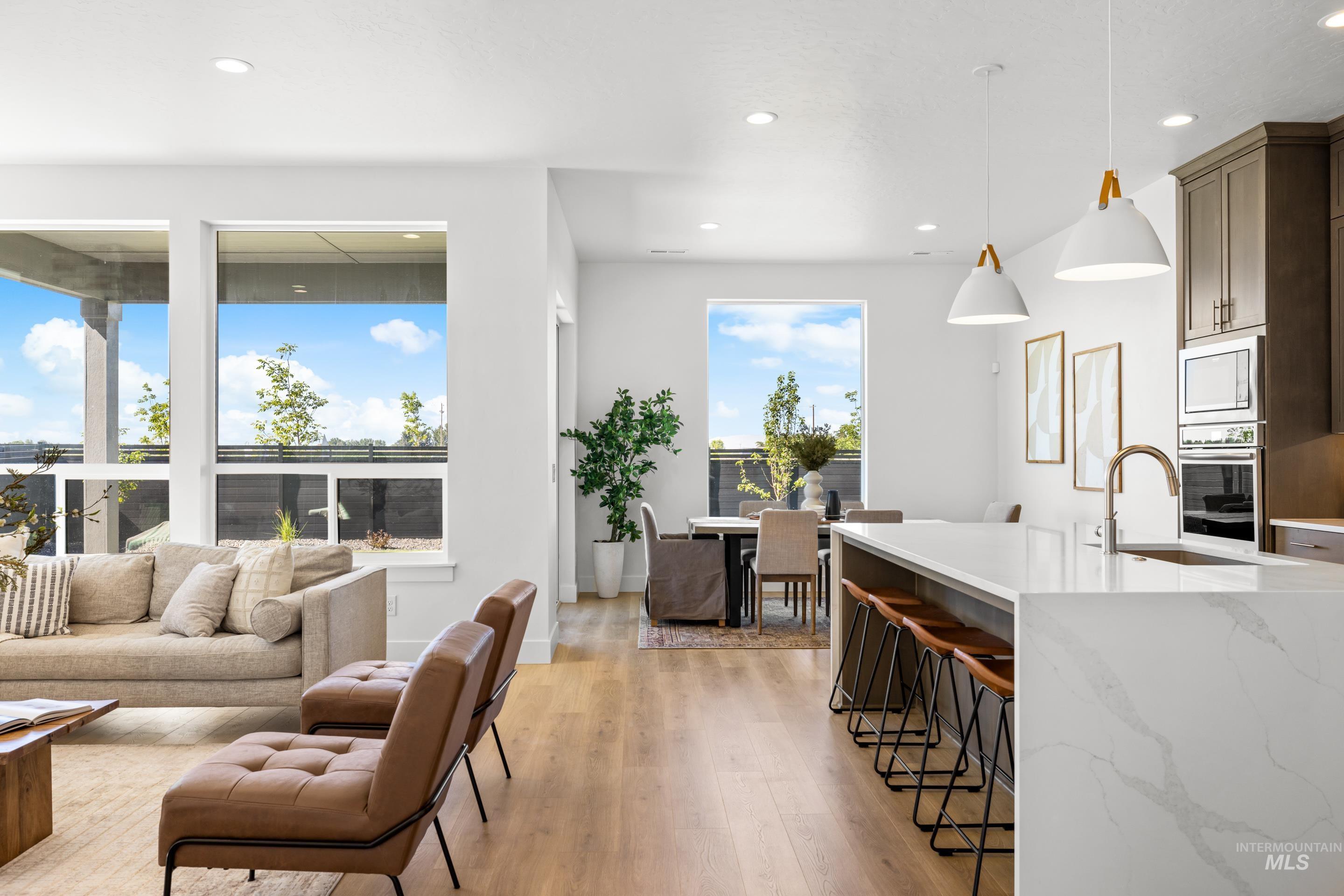 7649 W Whisper Ridge Dr Unit: Rouge