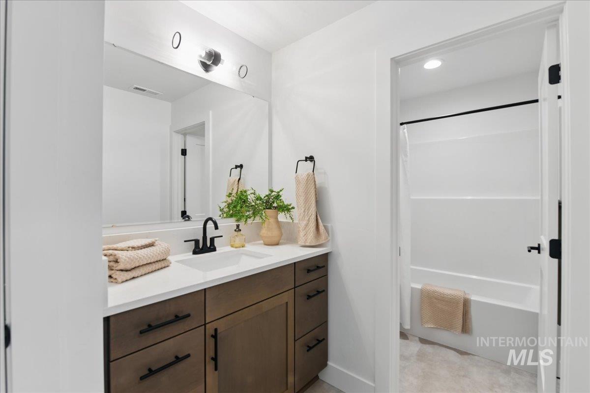 7624 W Old School St Unit: Sage