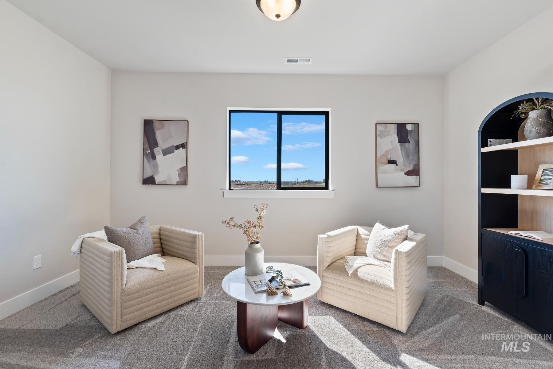 6851 N Valley Breeze Ave