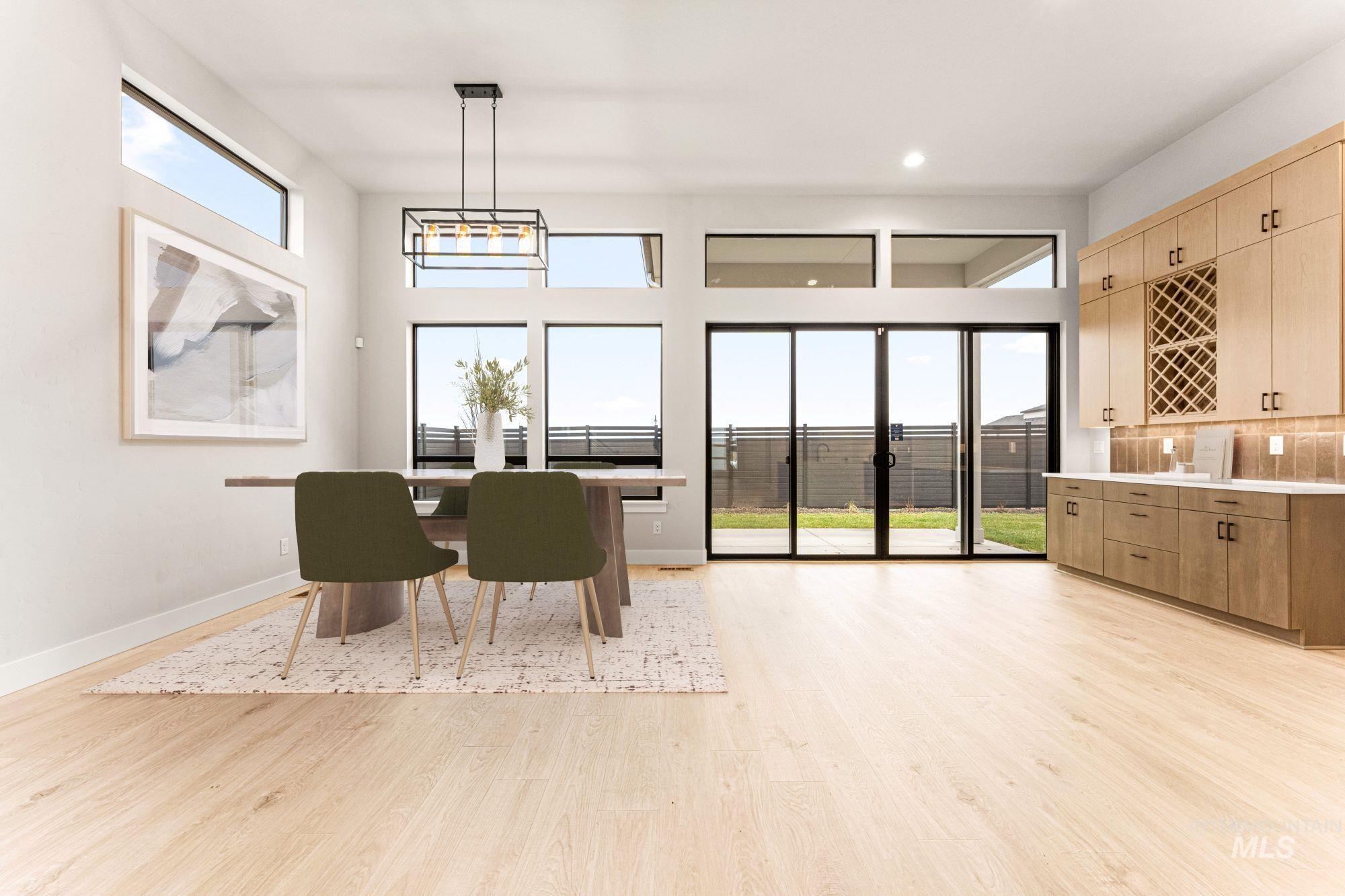 6732 N Magic Mallard Ave Unit: Molalla Bonus