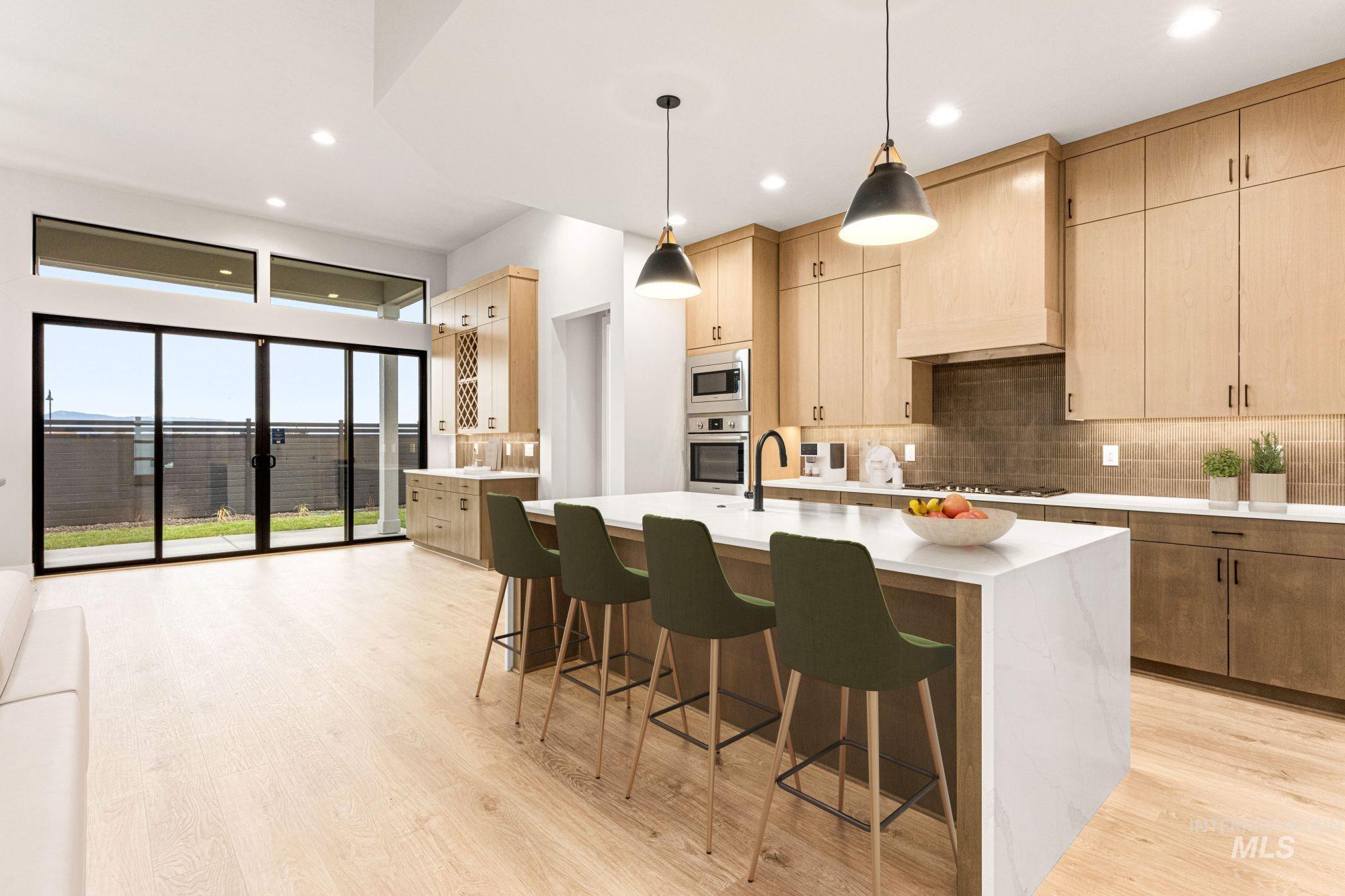 6732 N Magic Mallard Ave Unit: Molalla Bonus