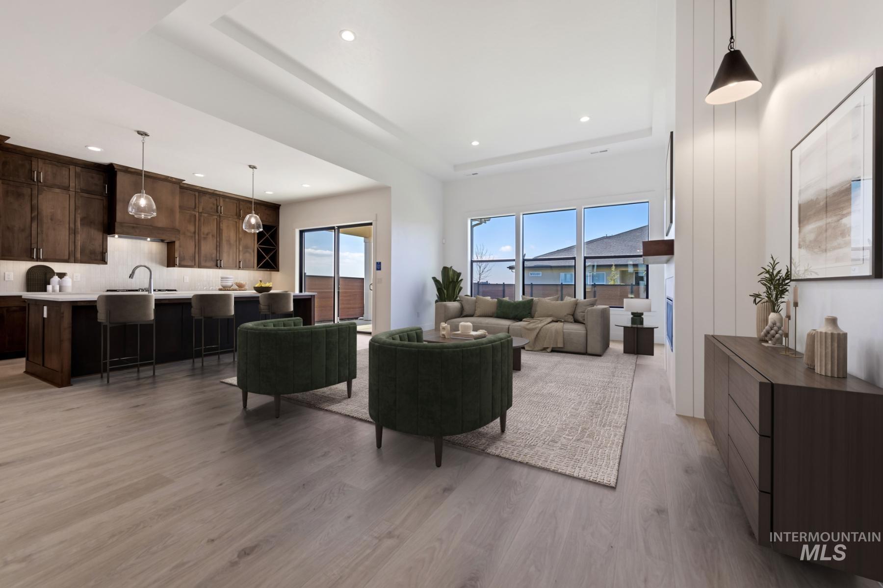 6829 N Valley Breeze Avenue