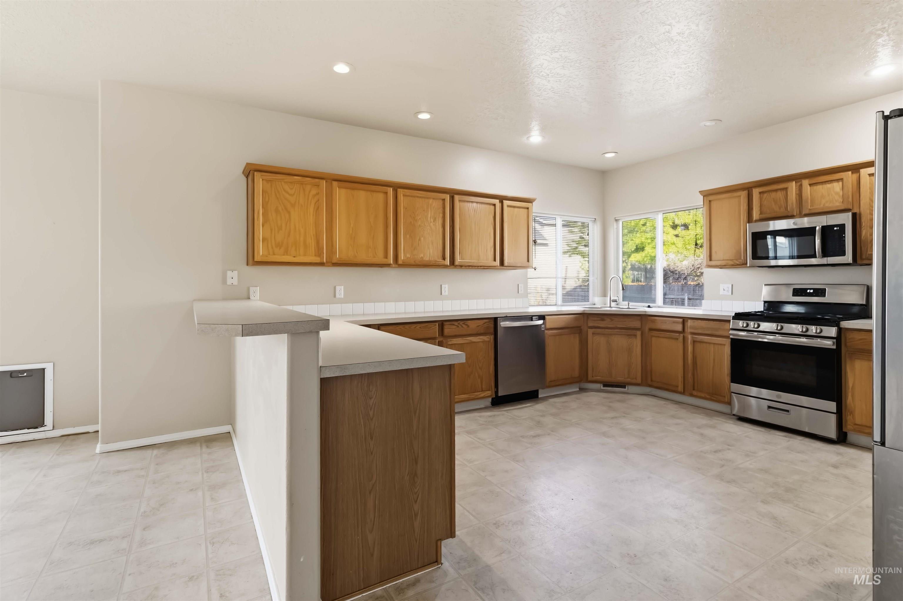 5108 Northrup Way