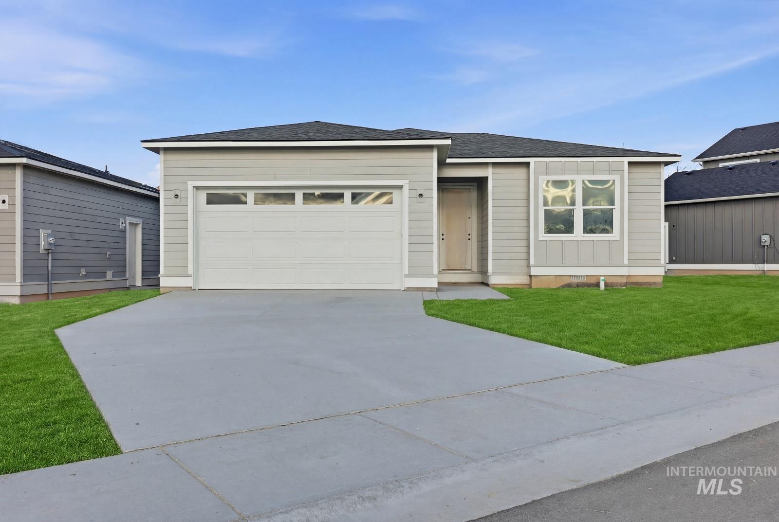 1212 S Papuan Way