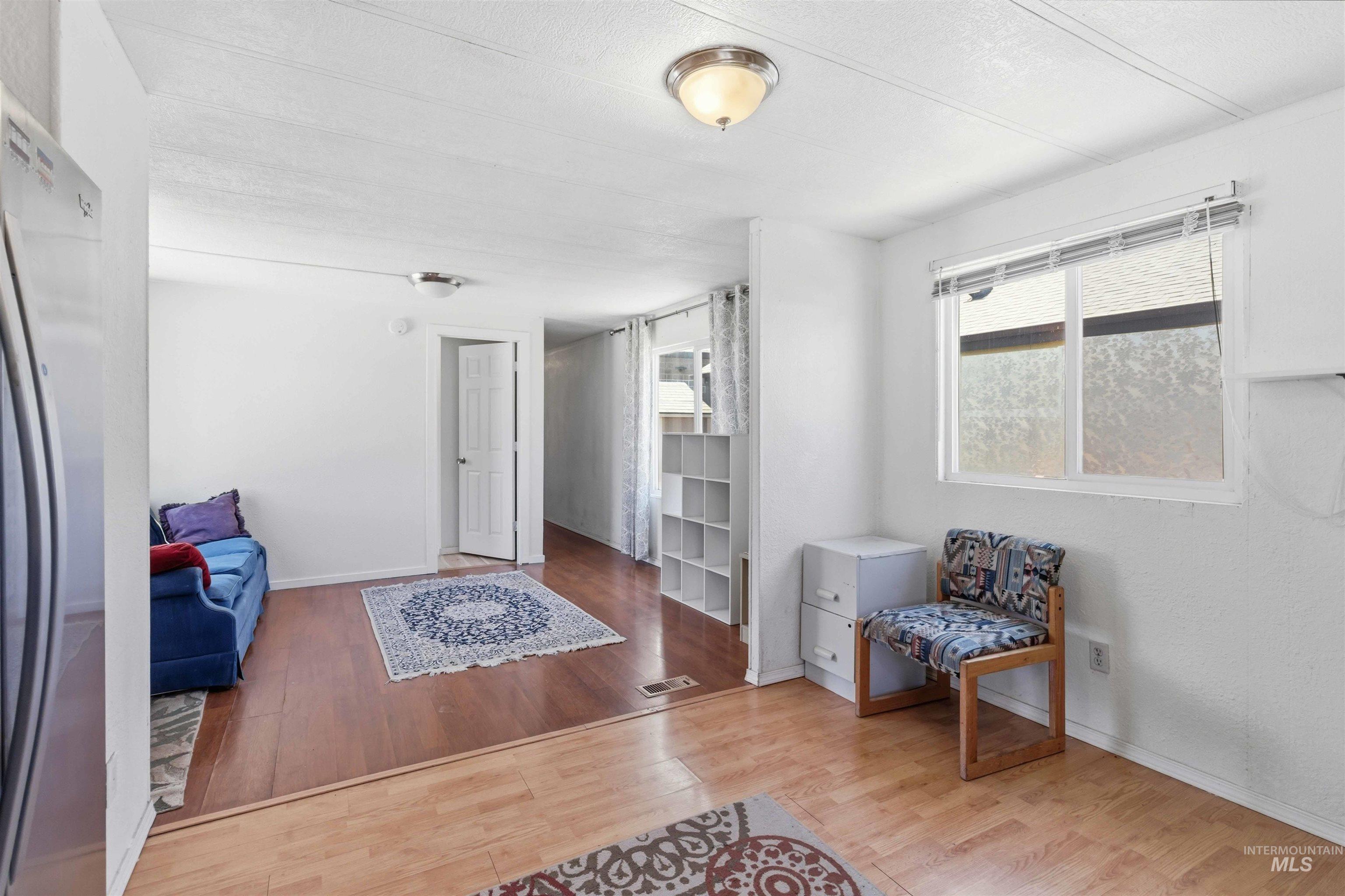 2815 W Dorian St Unit: 9