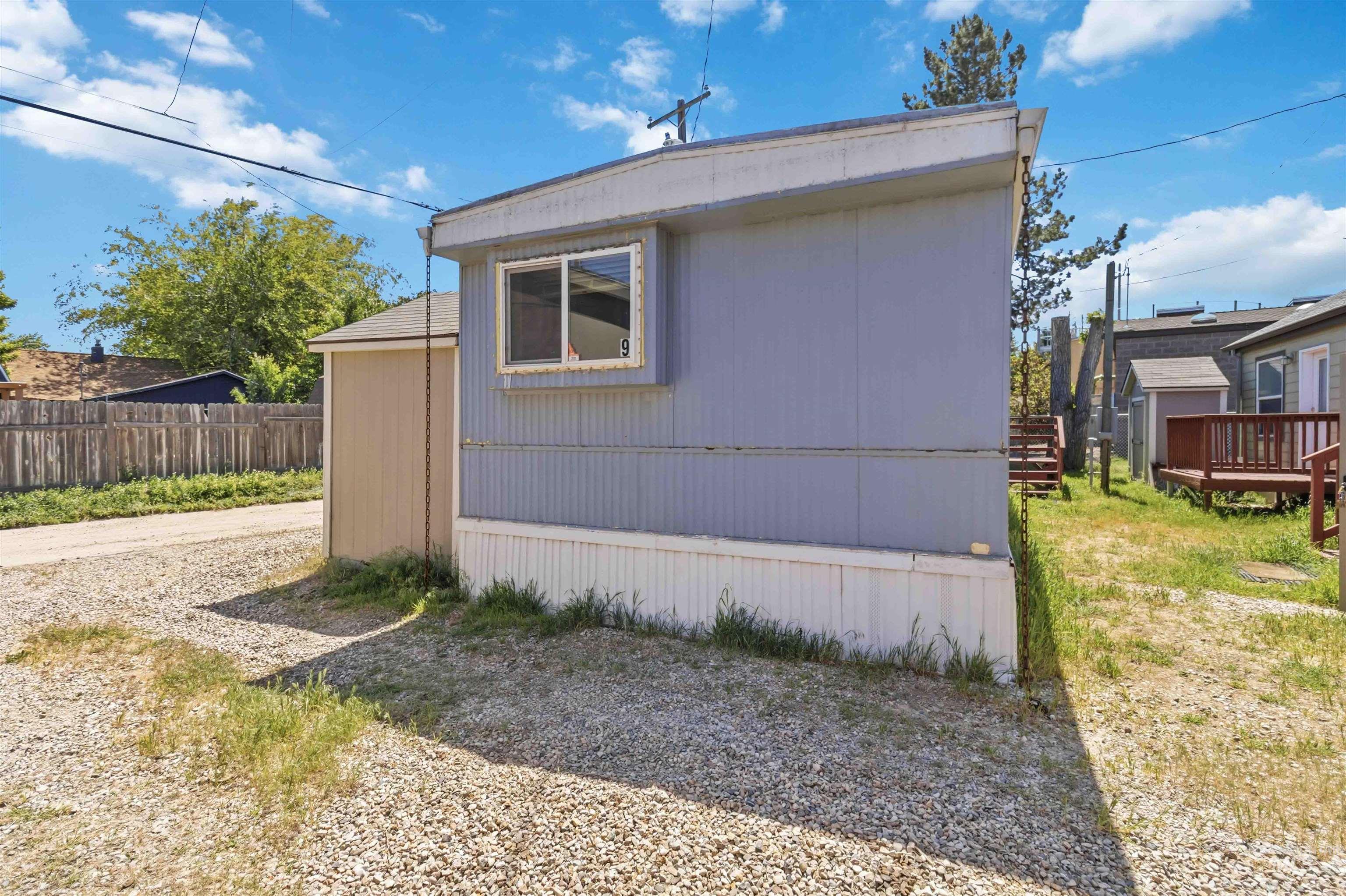 2815 W Dorian St Unit: 9