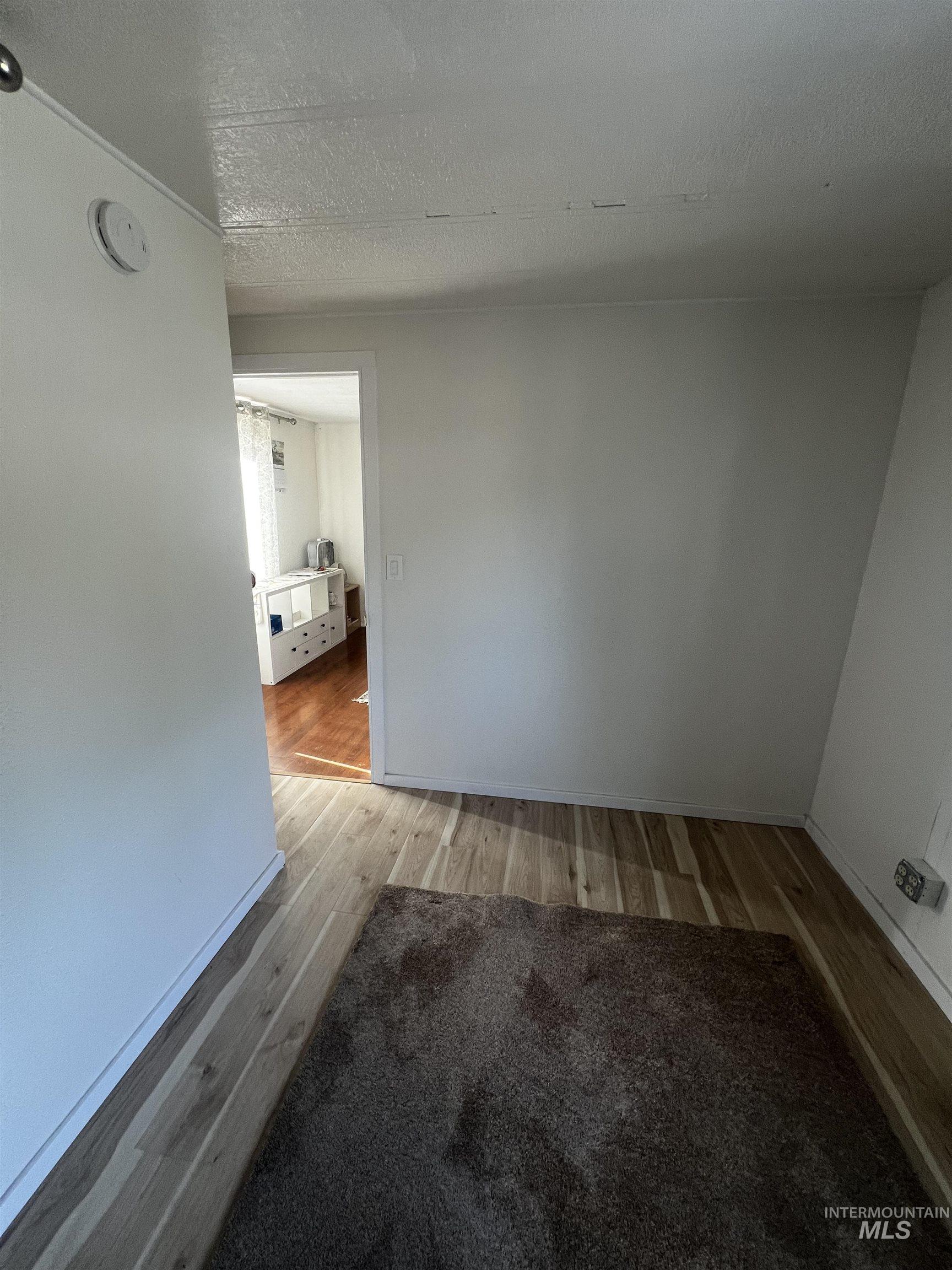 2815 W Dorian St Unit: 9