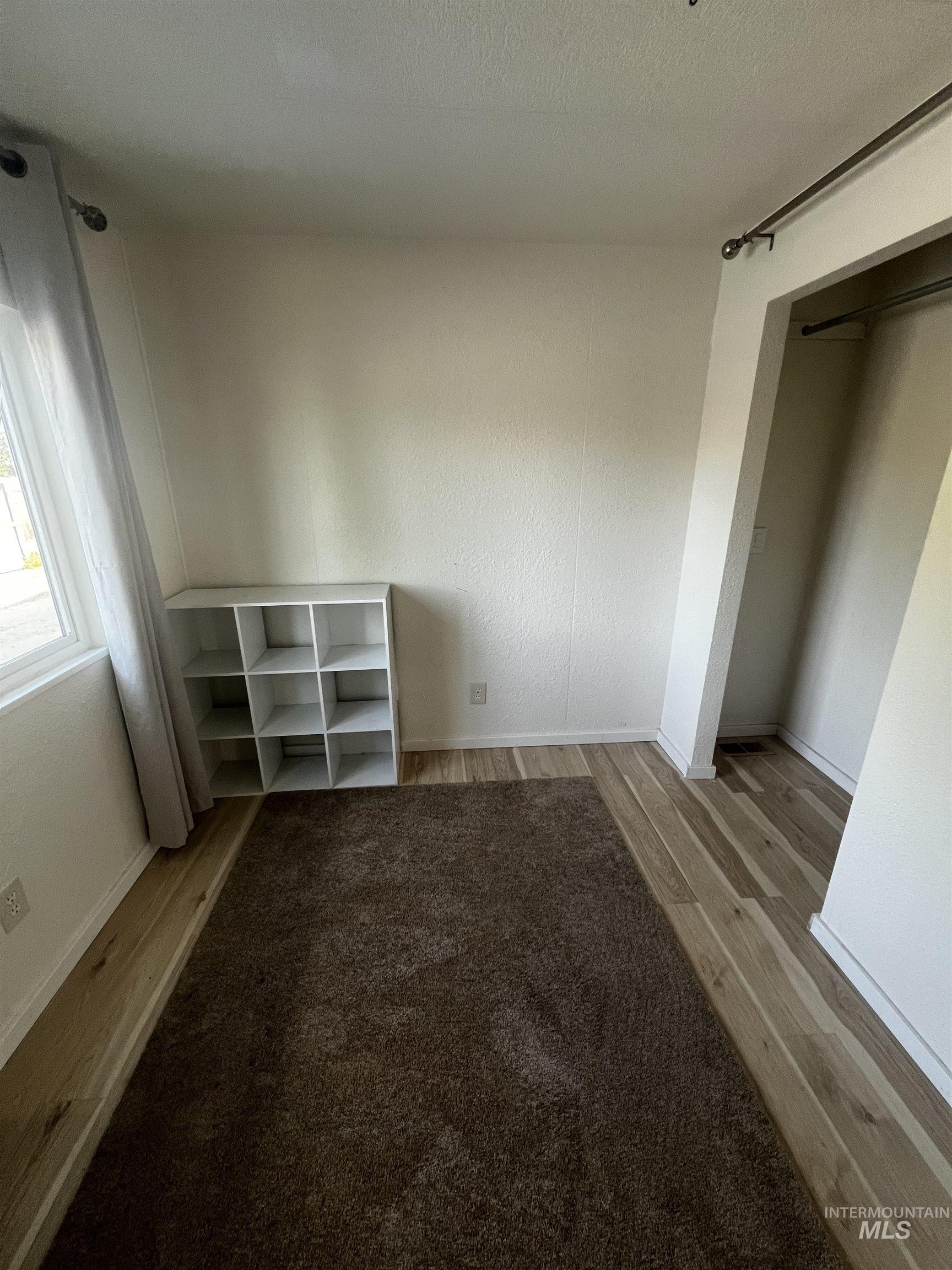 2815 W Dorian St Unit: 9