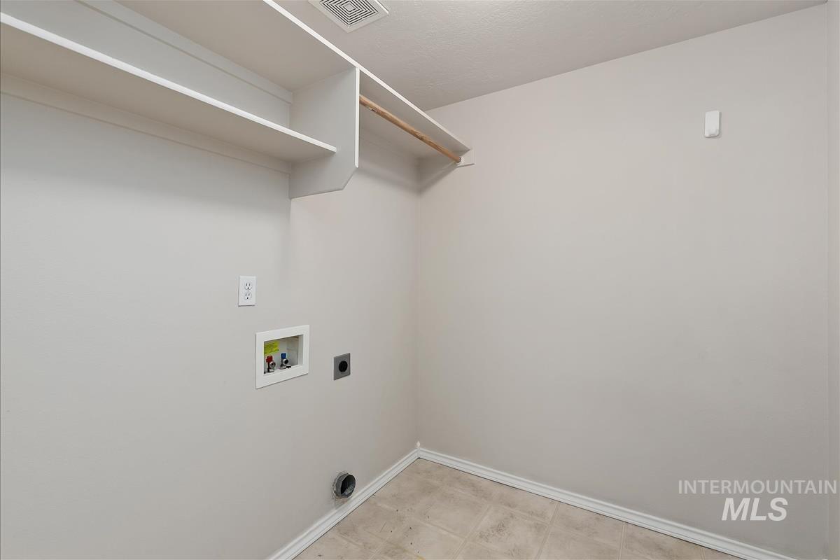 2080 W Sage Springs Ct