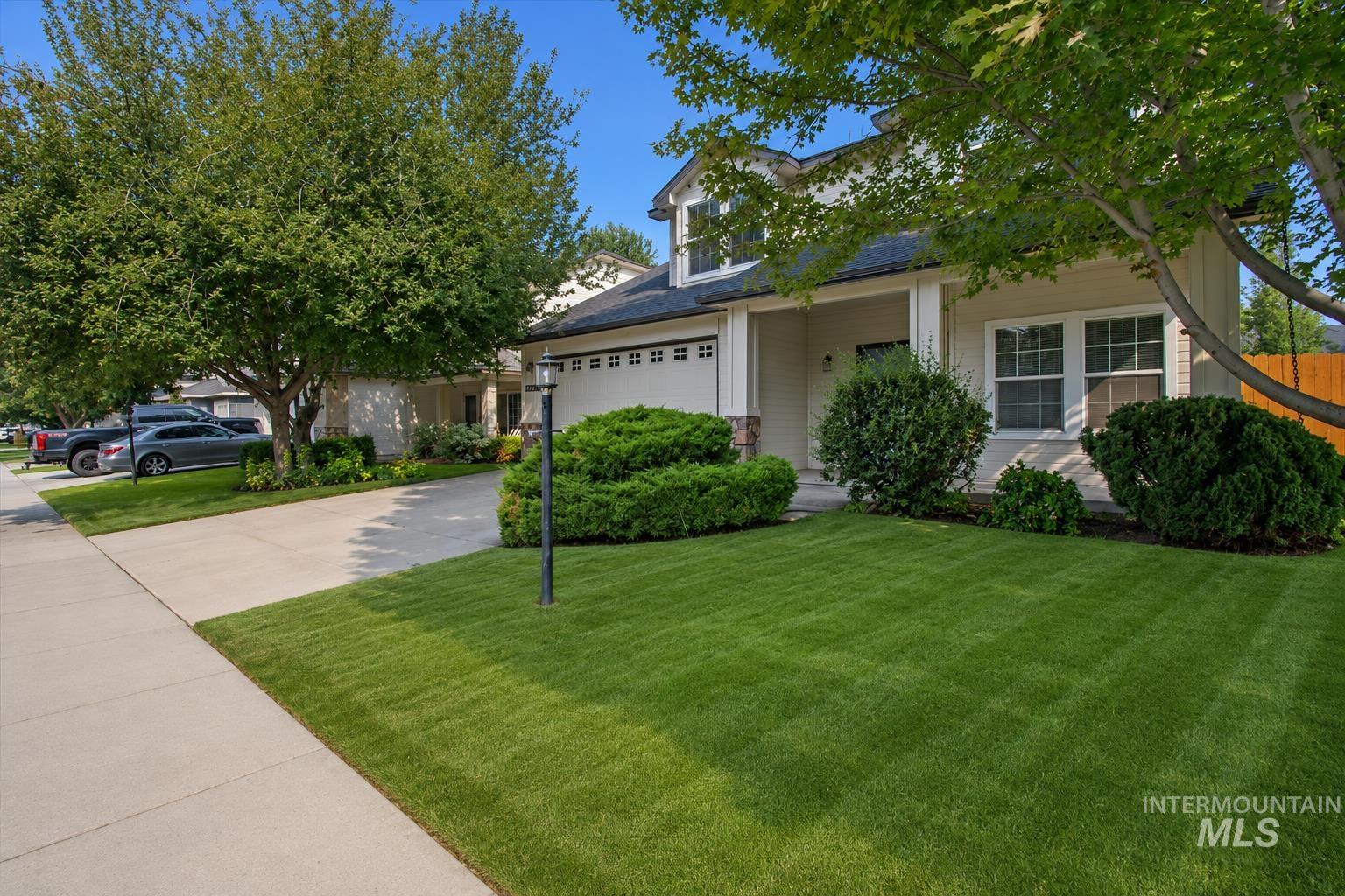 2080 W Sage Springs Ct