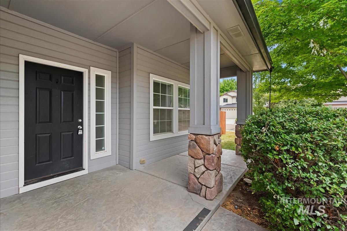 2080 W Sage Springs Ct