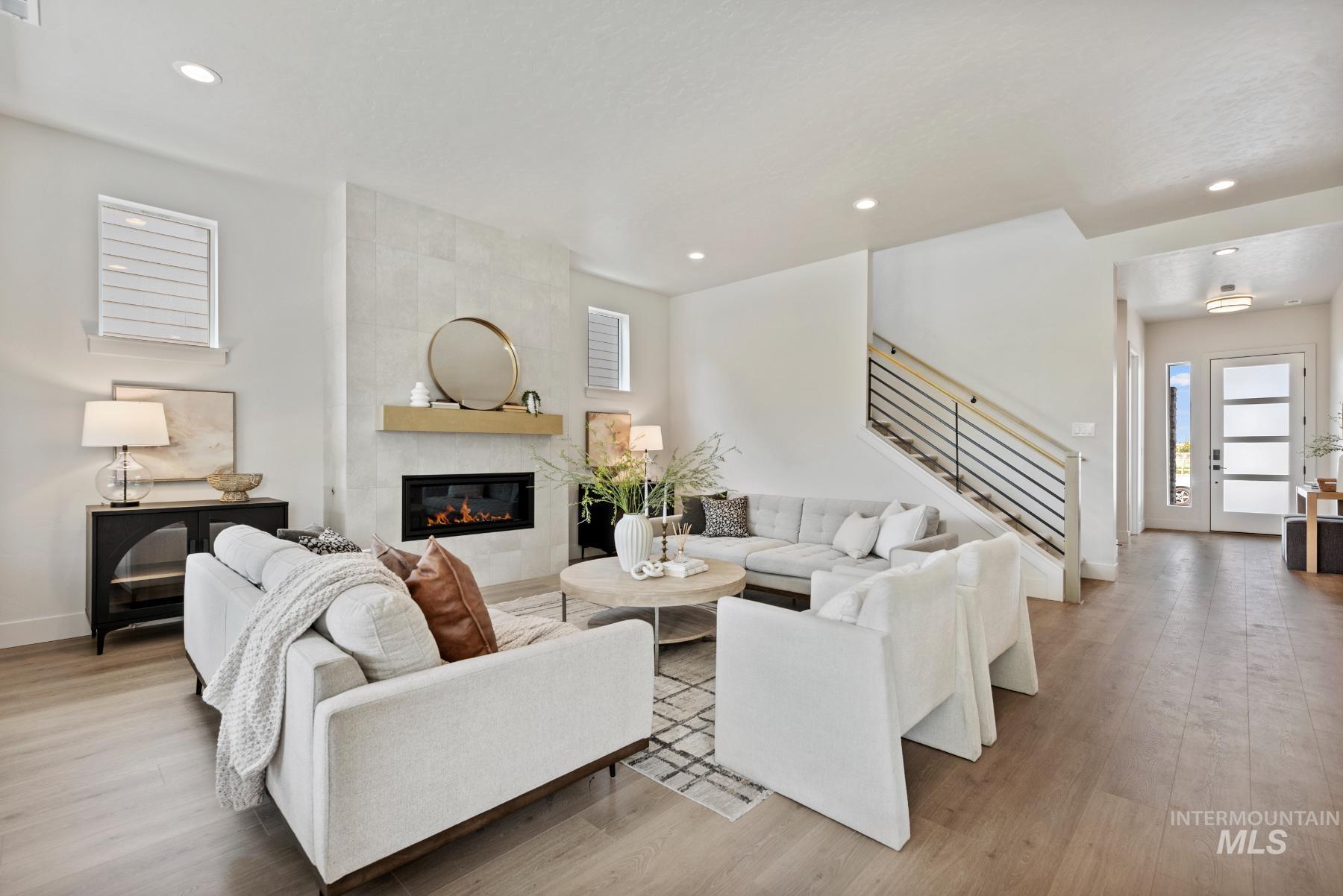 6742 N Wonder Unit: Rouge
