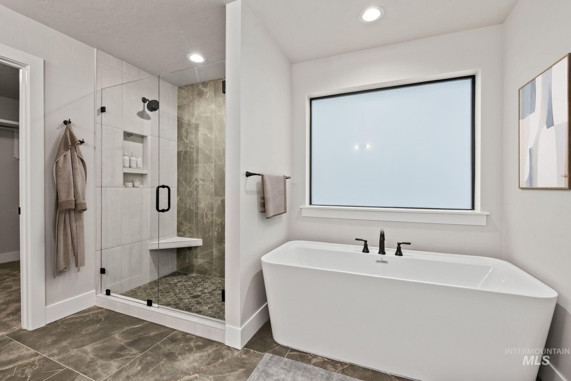6742 N Wonder Unit: Rouge