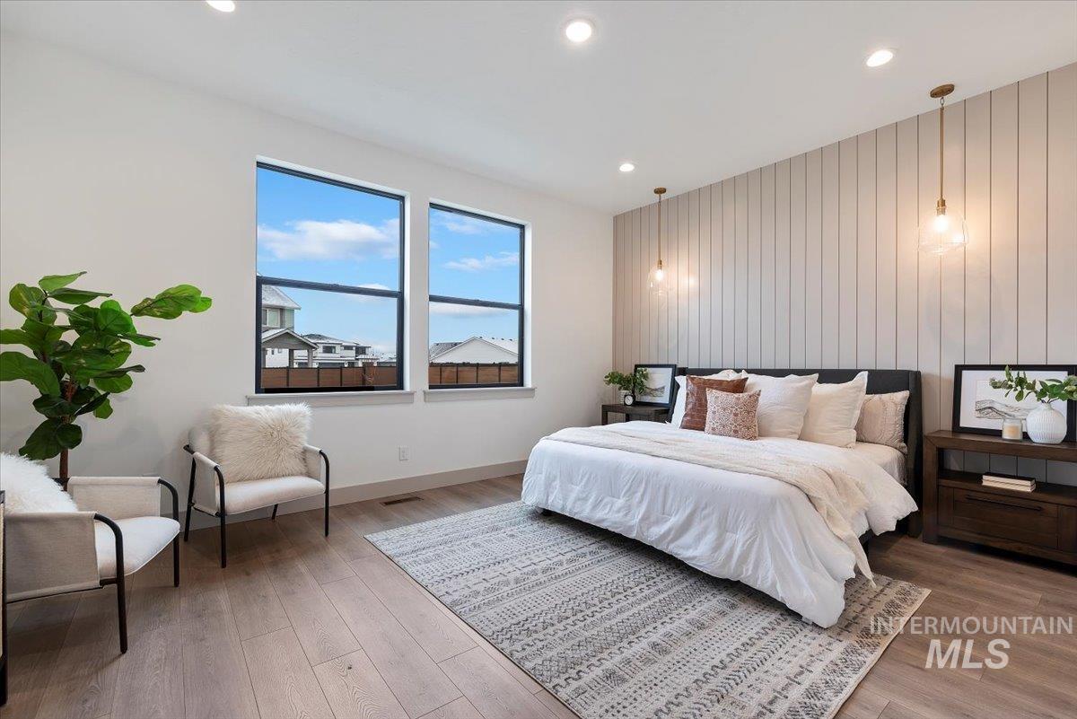 7878 W Flathead Lake St Unit: Rainier- 8'shop