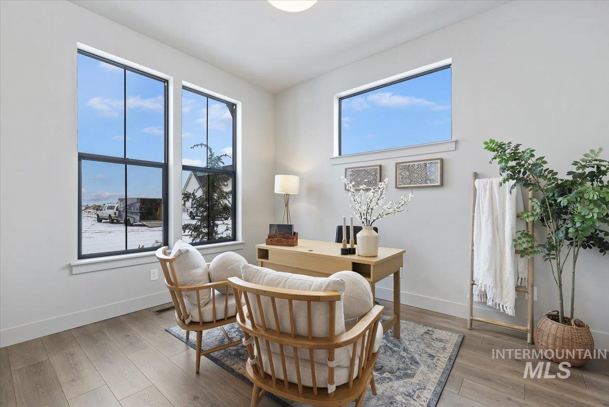 7878 W Flathead Lake St Unit: Rainier- 8'shop