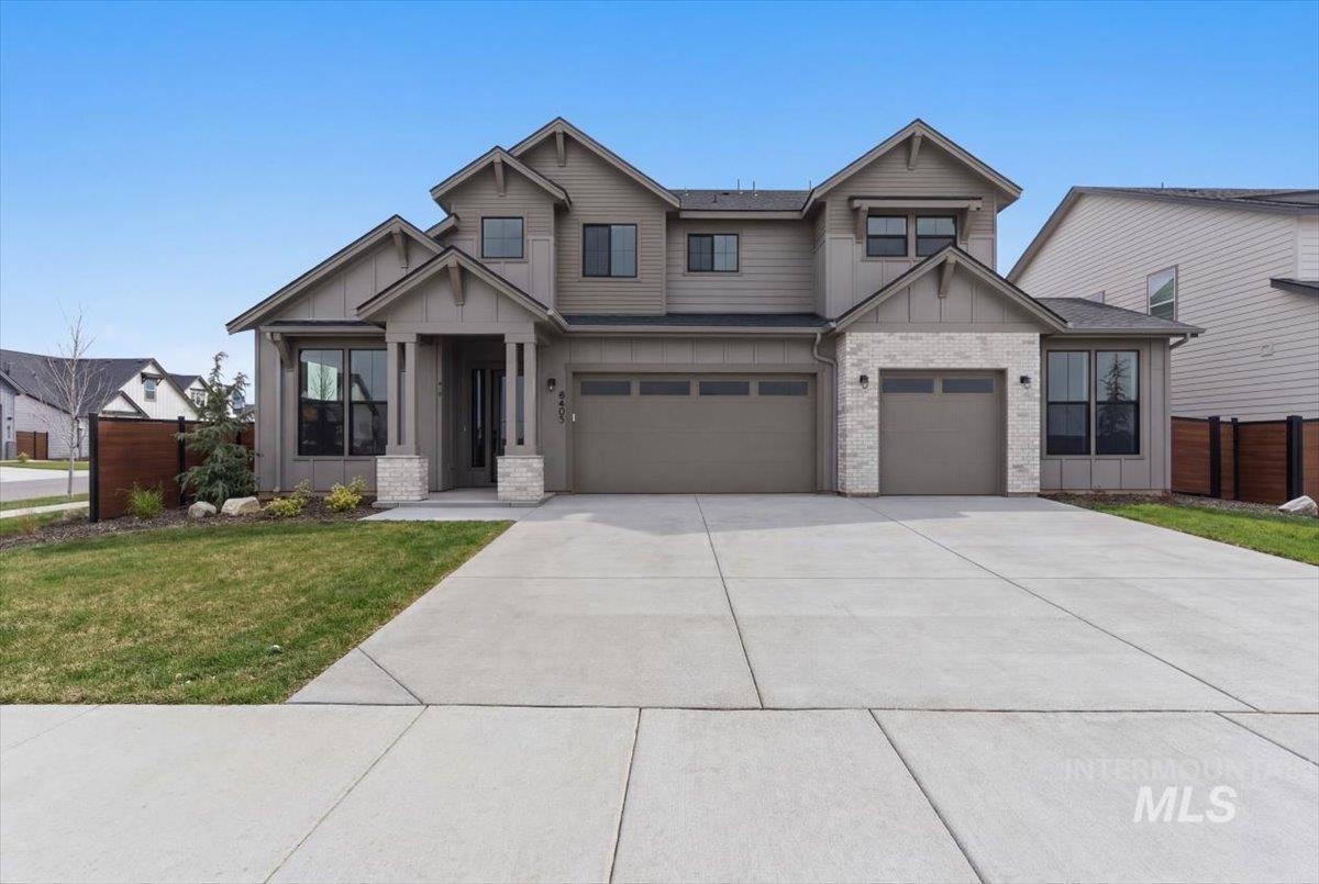 7878 W Flathead Lake St Unit: Rainier- 8'shop
