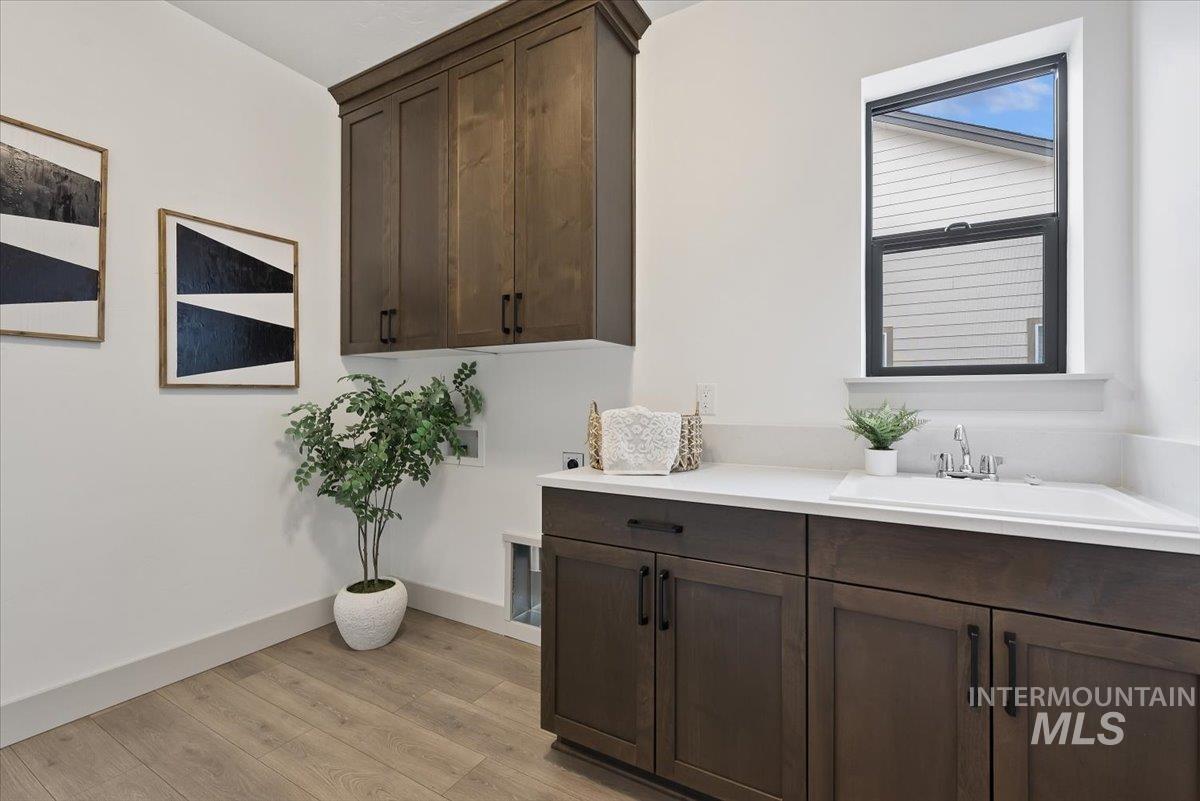 7878 W Flathead Lake St Unit: Rainier- 8'shop