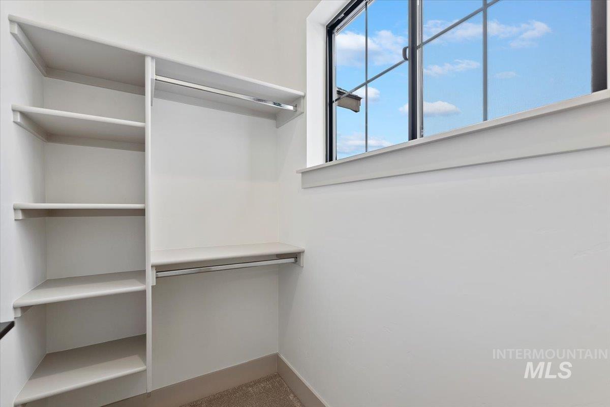 7878 W Flathead Lake St Unit: Rainier- 8'shop