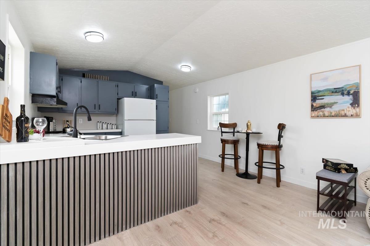 790 N Riviera Drive Unit: 7