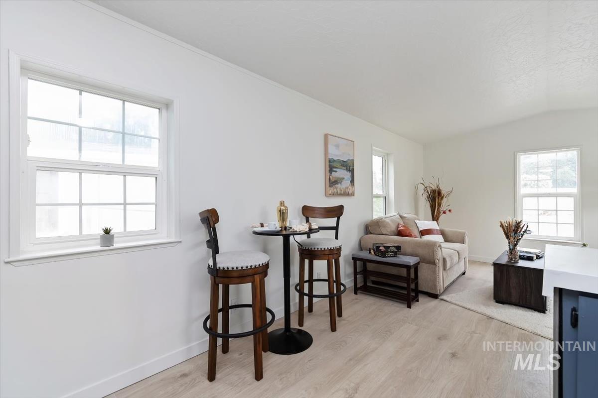 790 N Riviera Drive Unit: 7