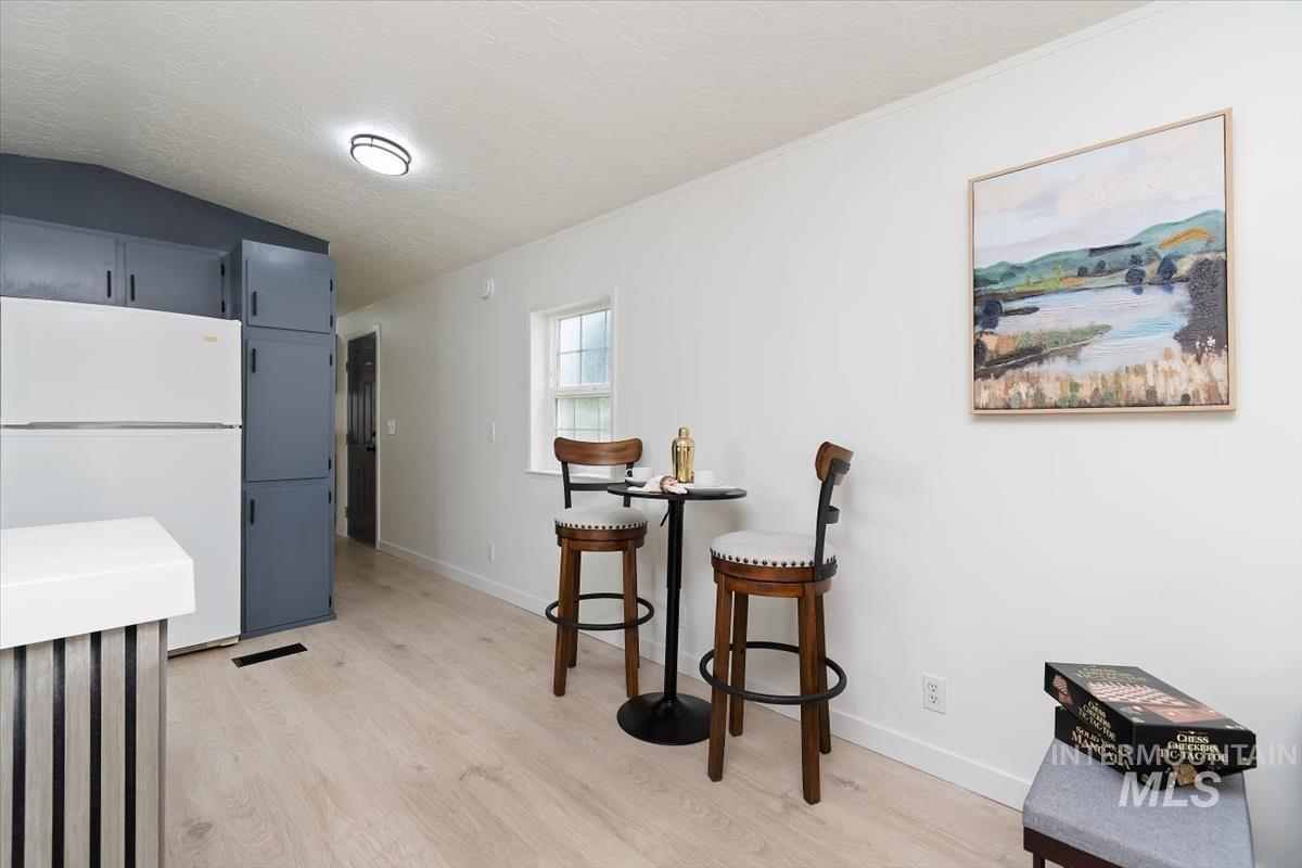 790 N Riviera Drive Unit: 7