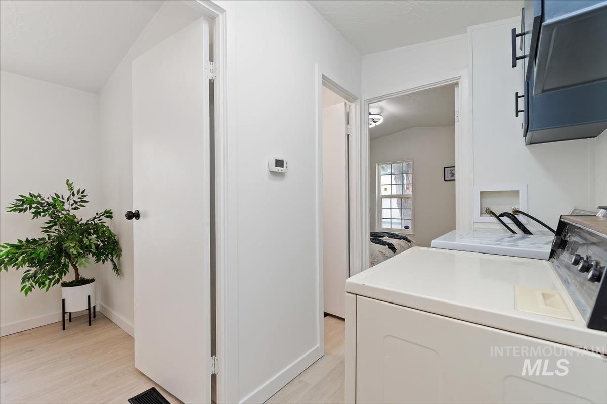 790 N Riviera Drive Unit: 7