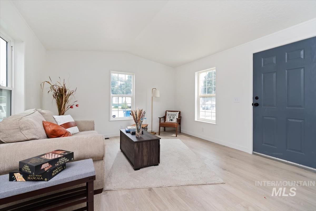 790 N Riviera Drive Unit: 7