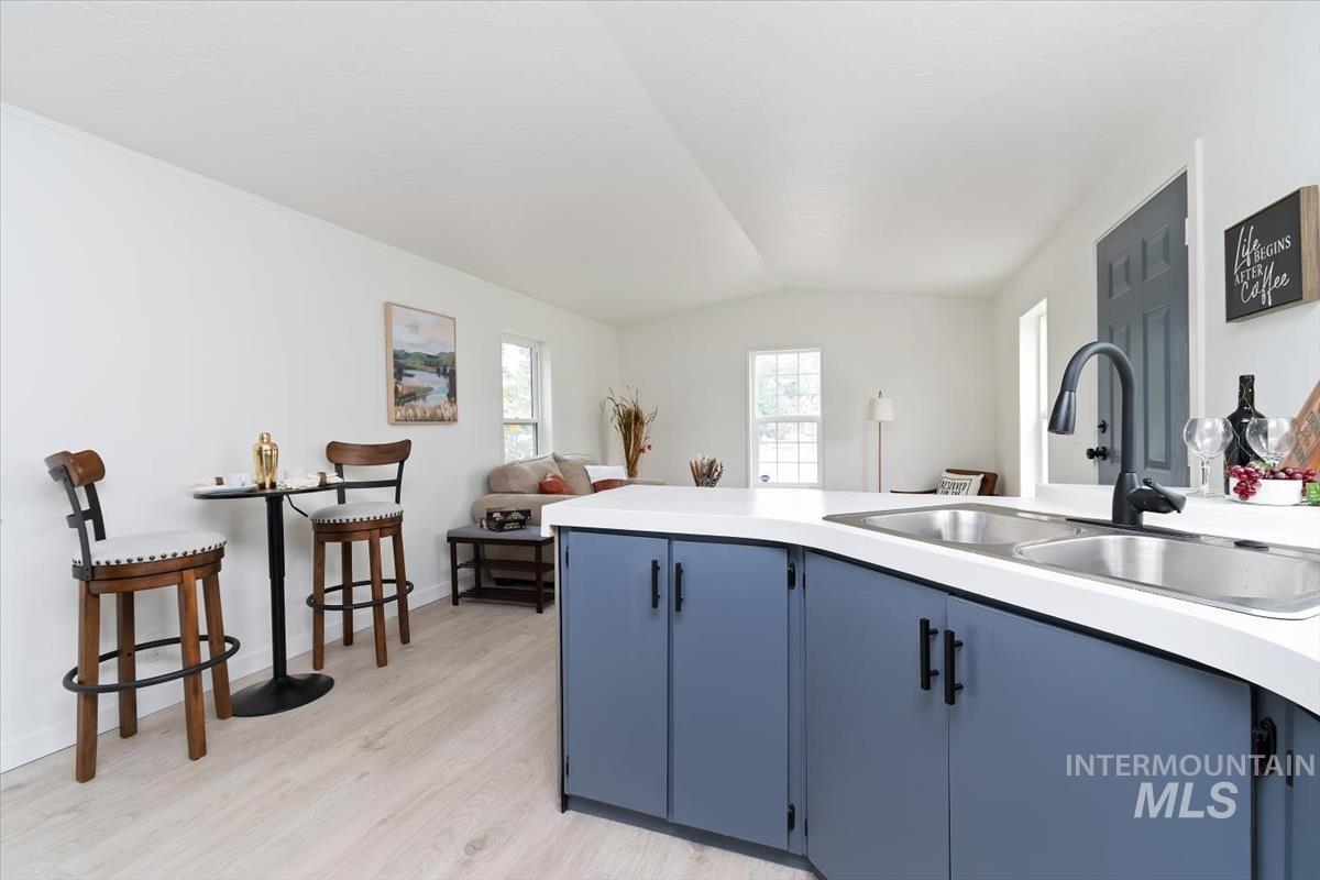 790 N Riviera Drive Unit: 7
