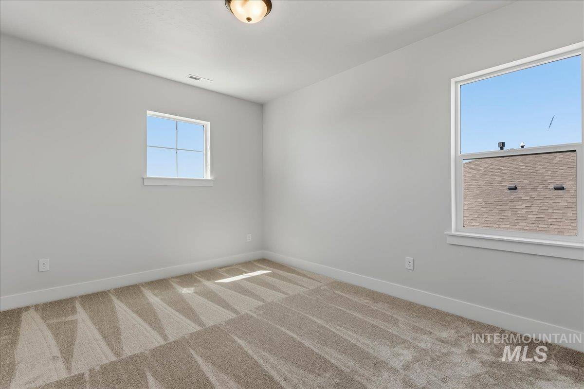 7715 W Flathead Lake St Unit: Alpine -6 Car