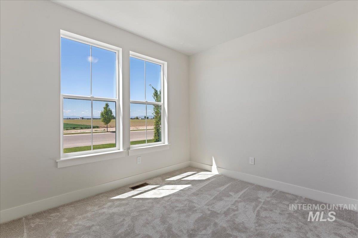 7715 W Flathead Lake St Unit: Alpine -6 Car