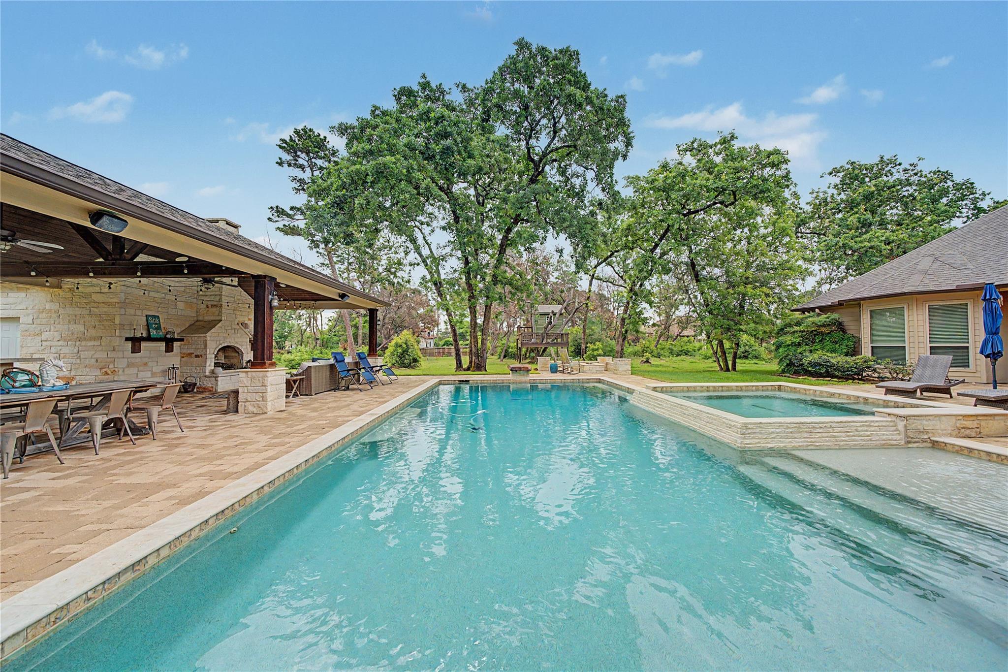 4423 Silver Jade Drive