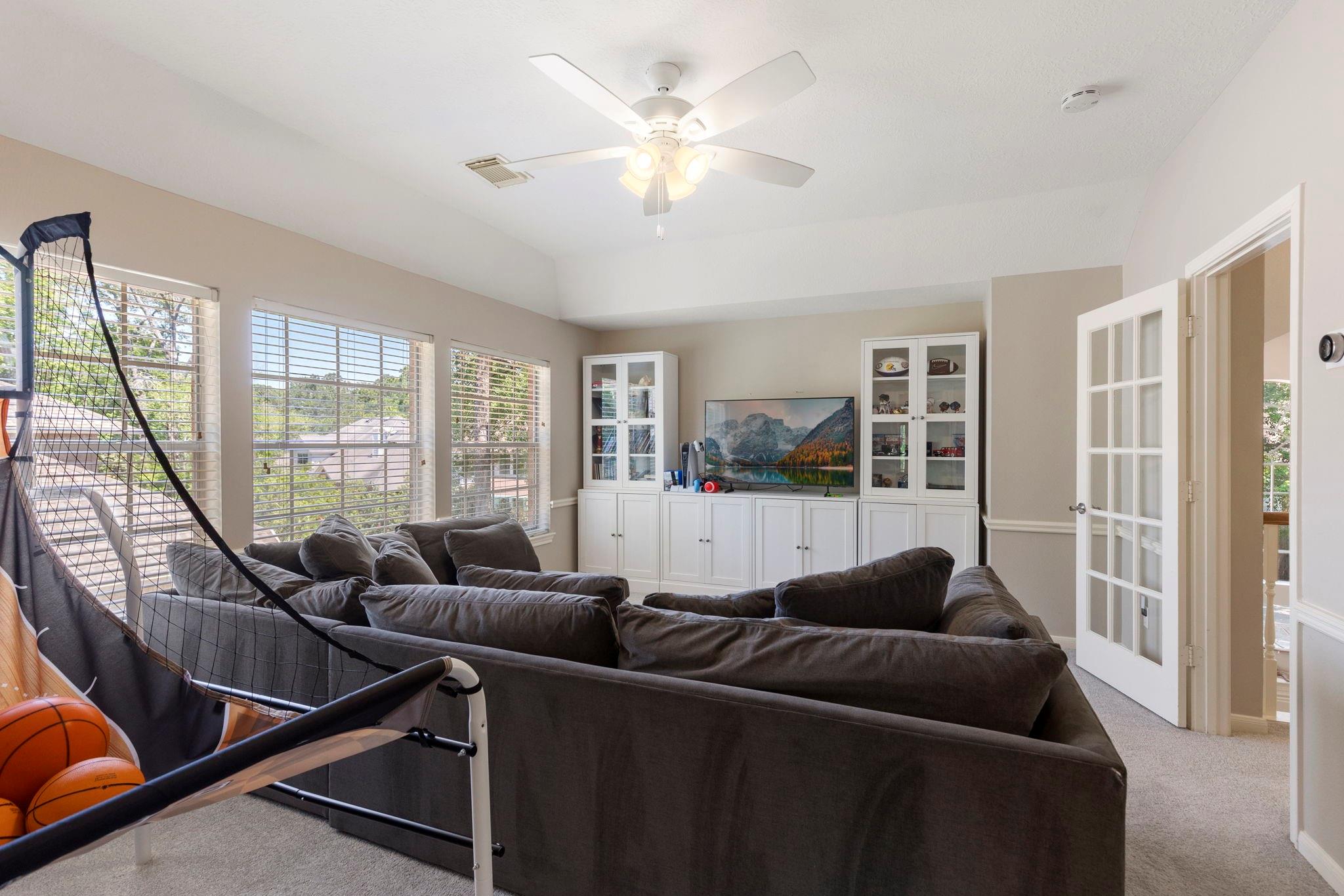 10 Scenic Mill Place