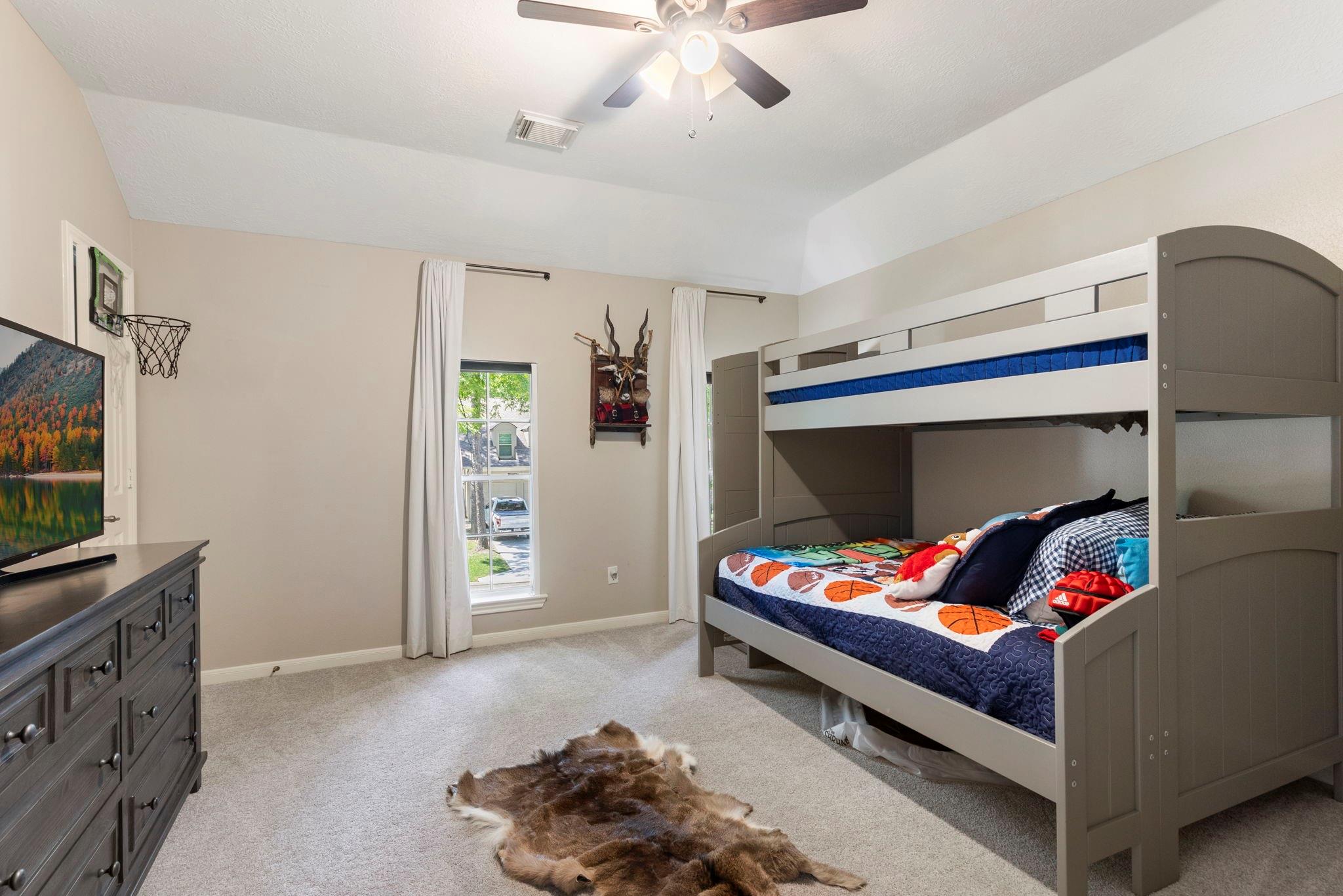 10 Scenic Mill Place
