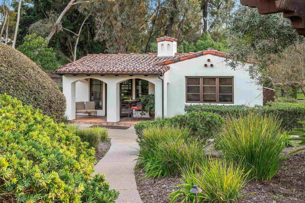 6870 La Valle Plateada